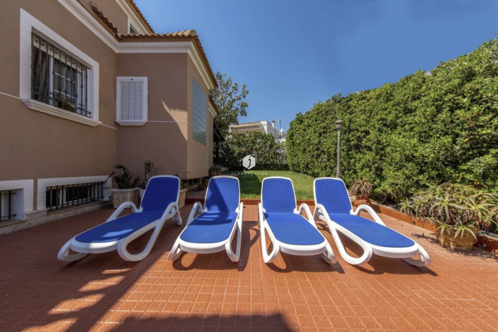 Tweedehands - Villa -
La Mata - Costa Blanca