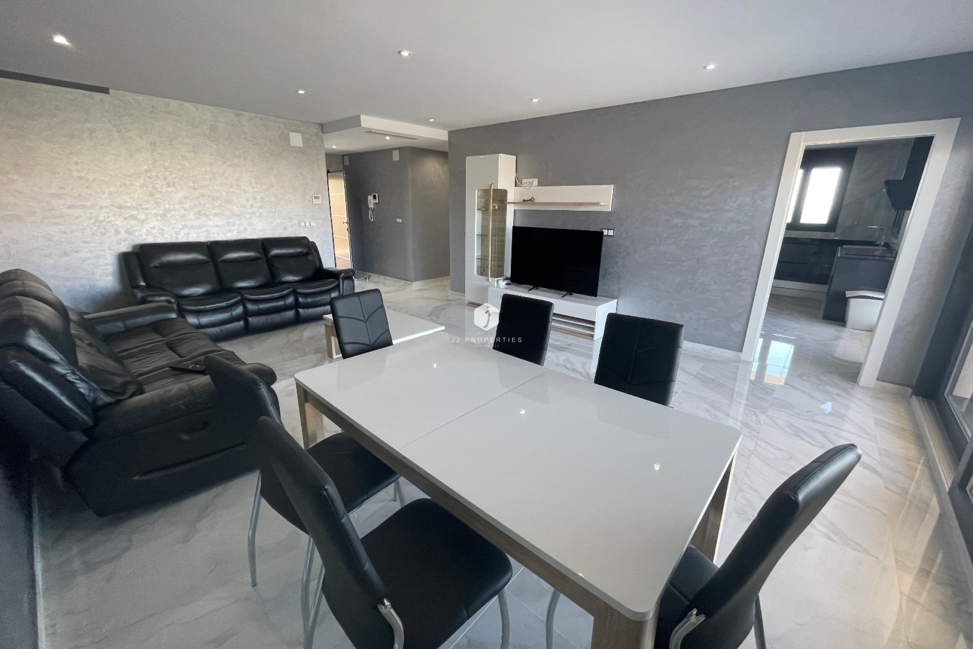 Tweedehands - Villa -
La Mata - Costa Blanca