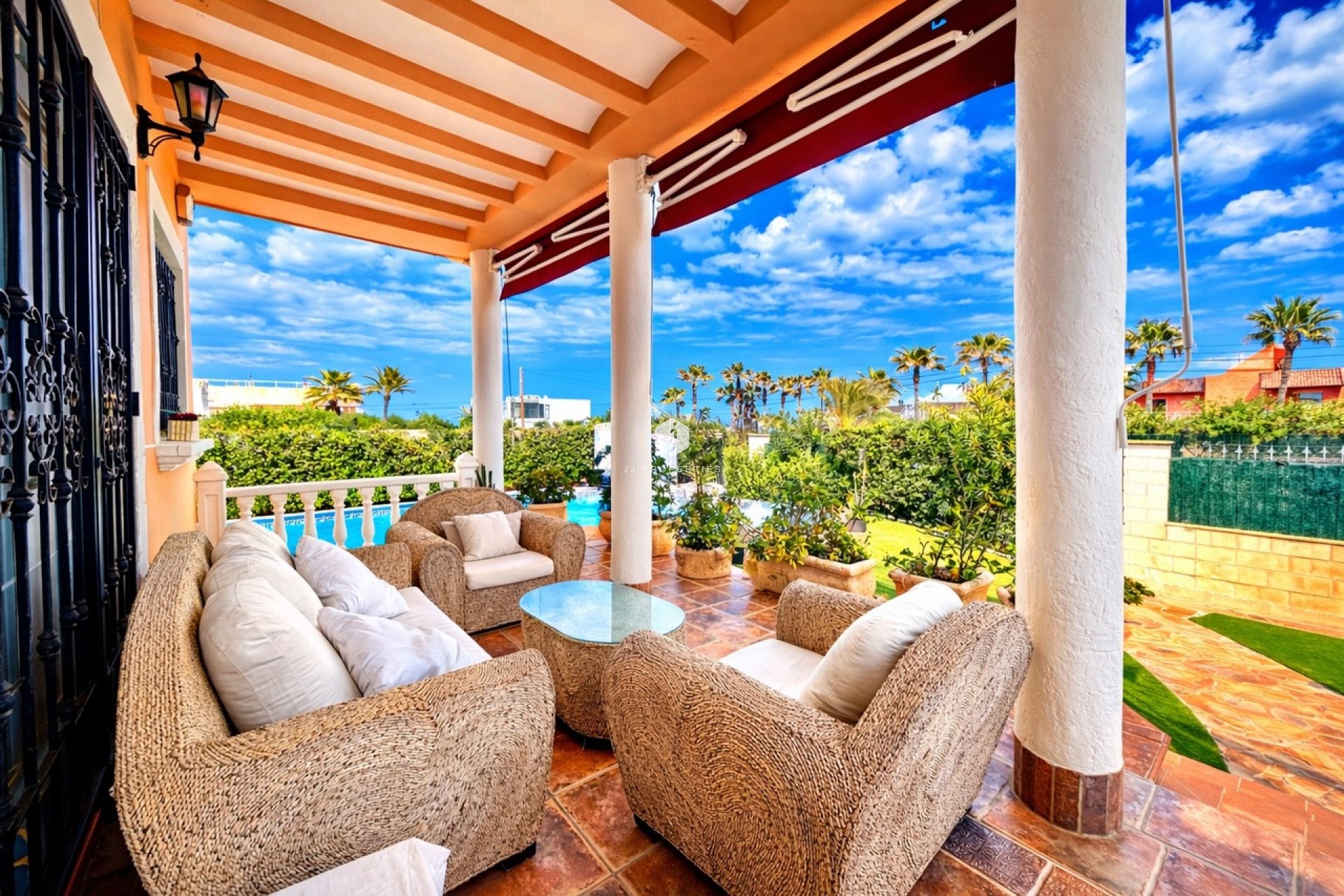 Tweedehands - Villa -
La Mata - Costa Blanca