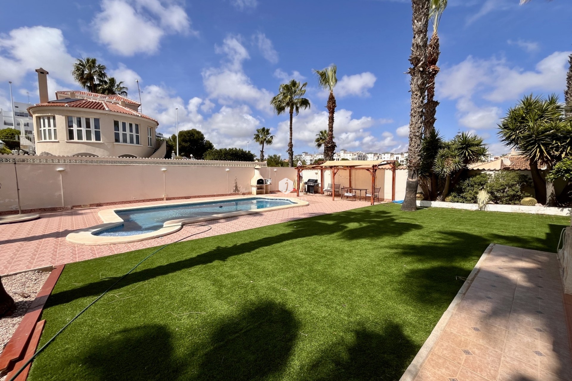 Tweedehands - Villa -
La Zenia - Costa Blanca