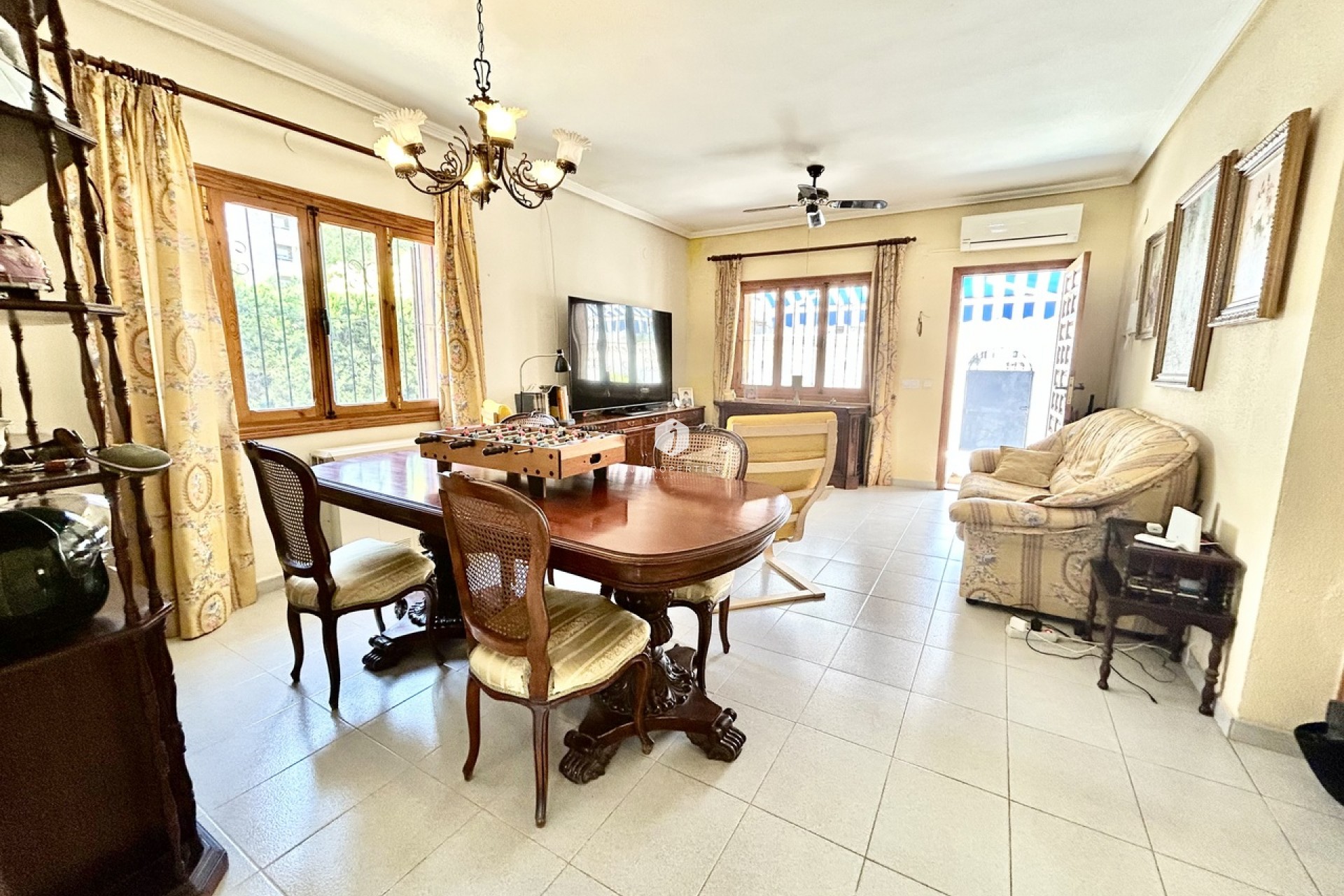 Tweedehands - Villa -
La Zenia - Costa Blanca