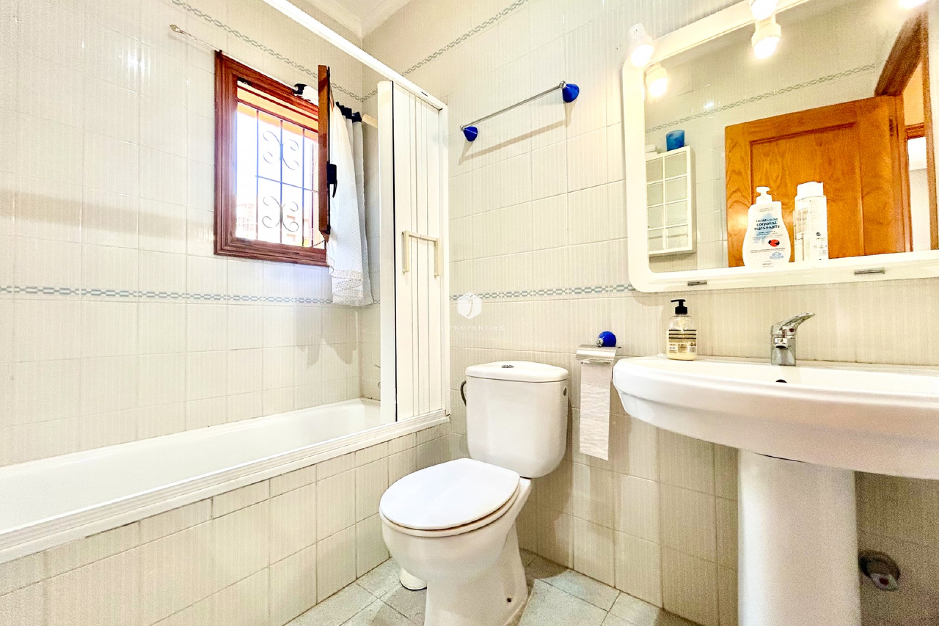 Tweedehands - Villa -
La Zenia - Costa Blanca
