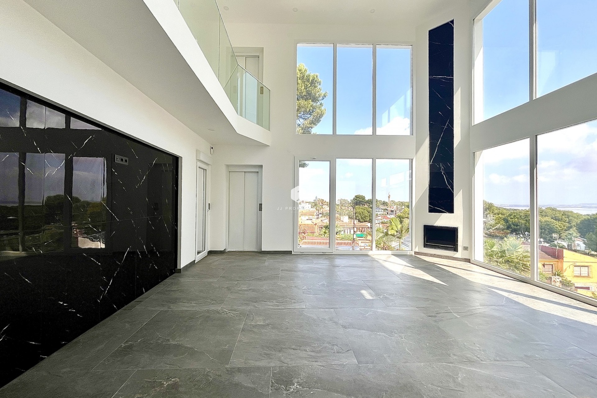 Tweedehands - Villa -
Los Balcones - Costa Blanca