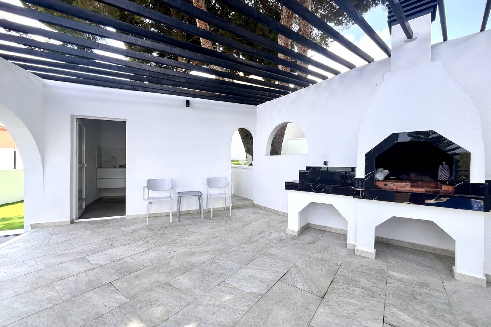 Tweedehands - Villa -
Los Balcones - Costa Blanca