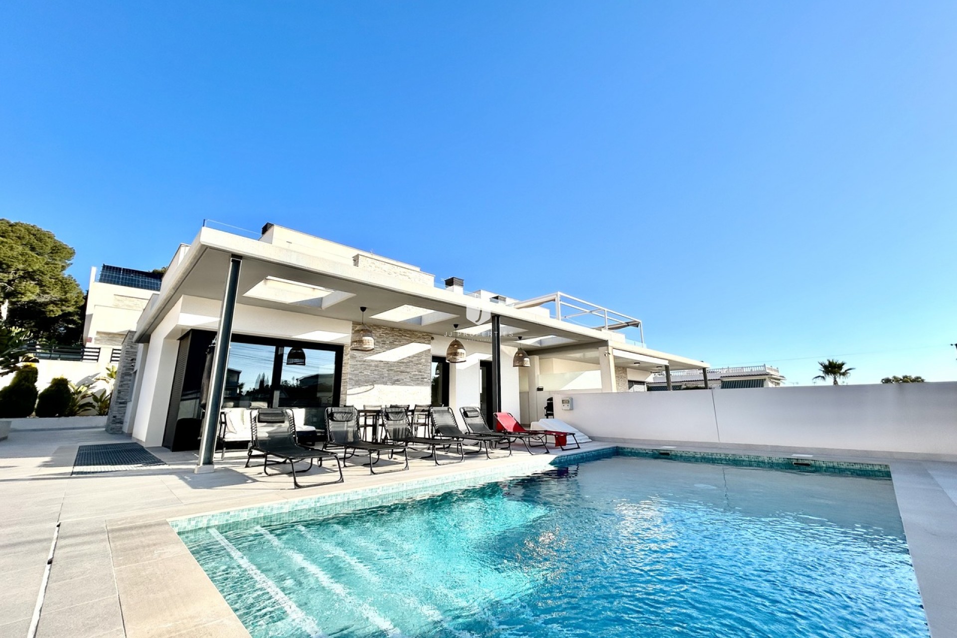Tweedehands - Villa -
Los Balcones - Costa Blanca