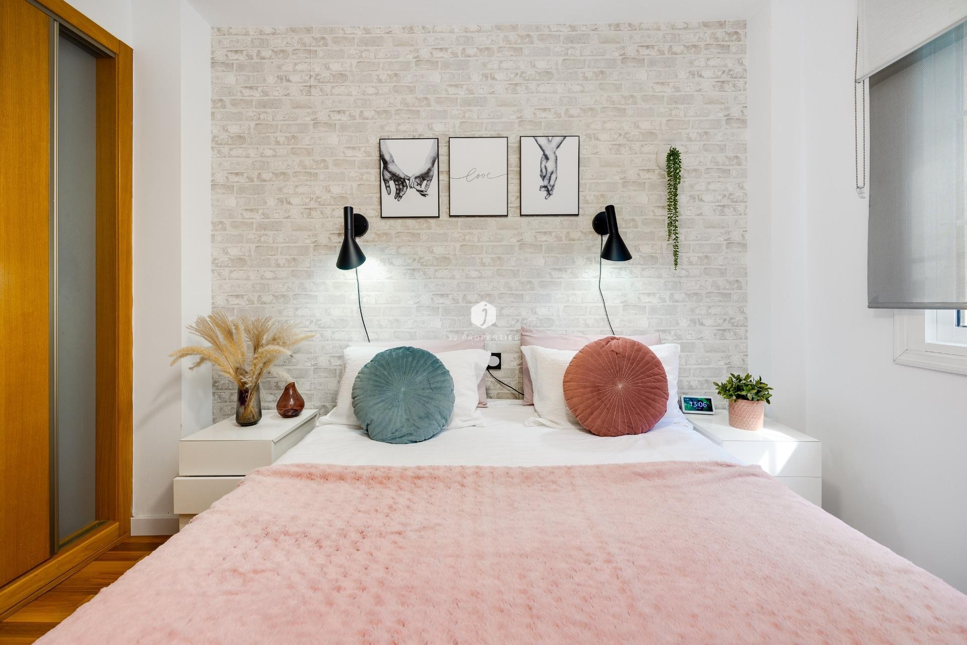 Tweedehands - Villa -
Los Montesinos - La herrada