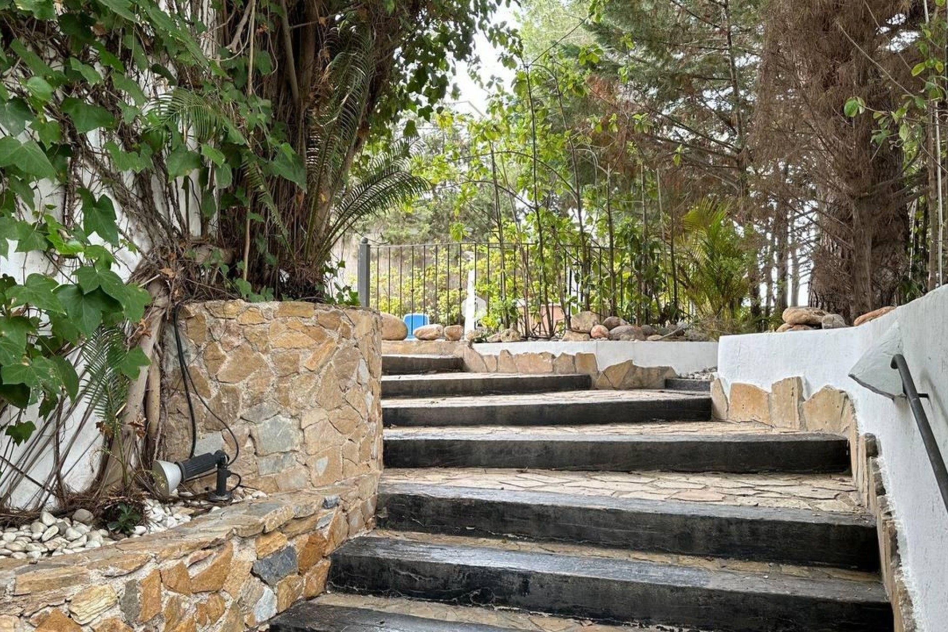 Tweedehands - Villa -
Orihuela Costa - Campoamor