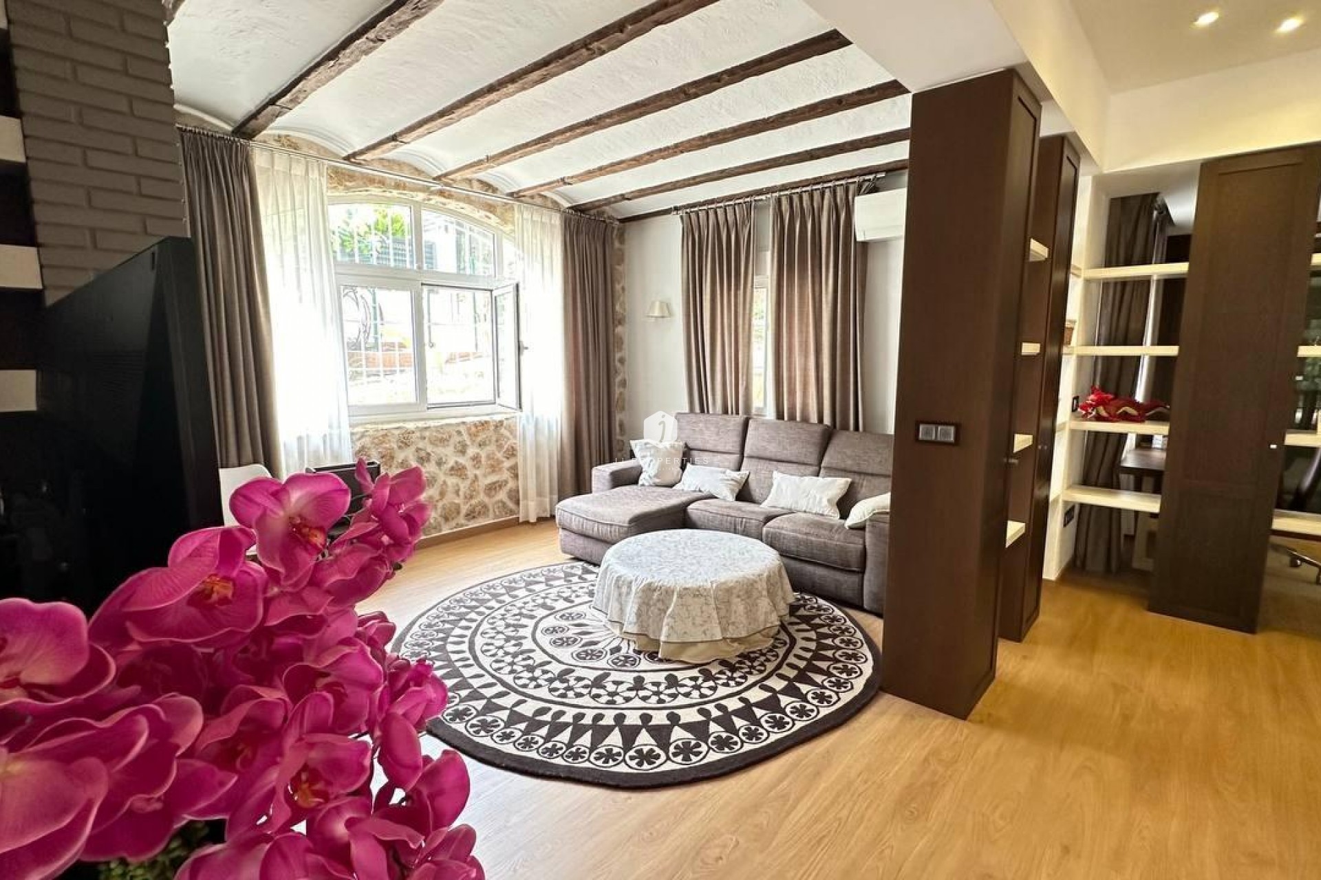 Tweedehands - Villa -
Orihuela Costa - Campoamor