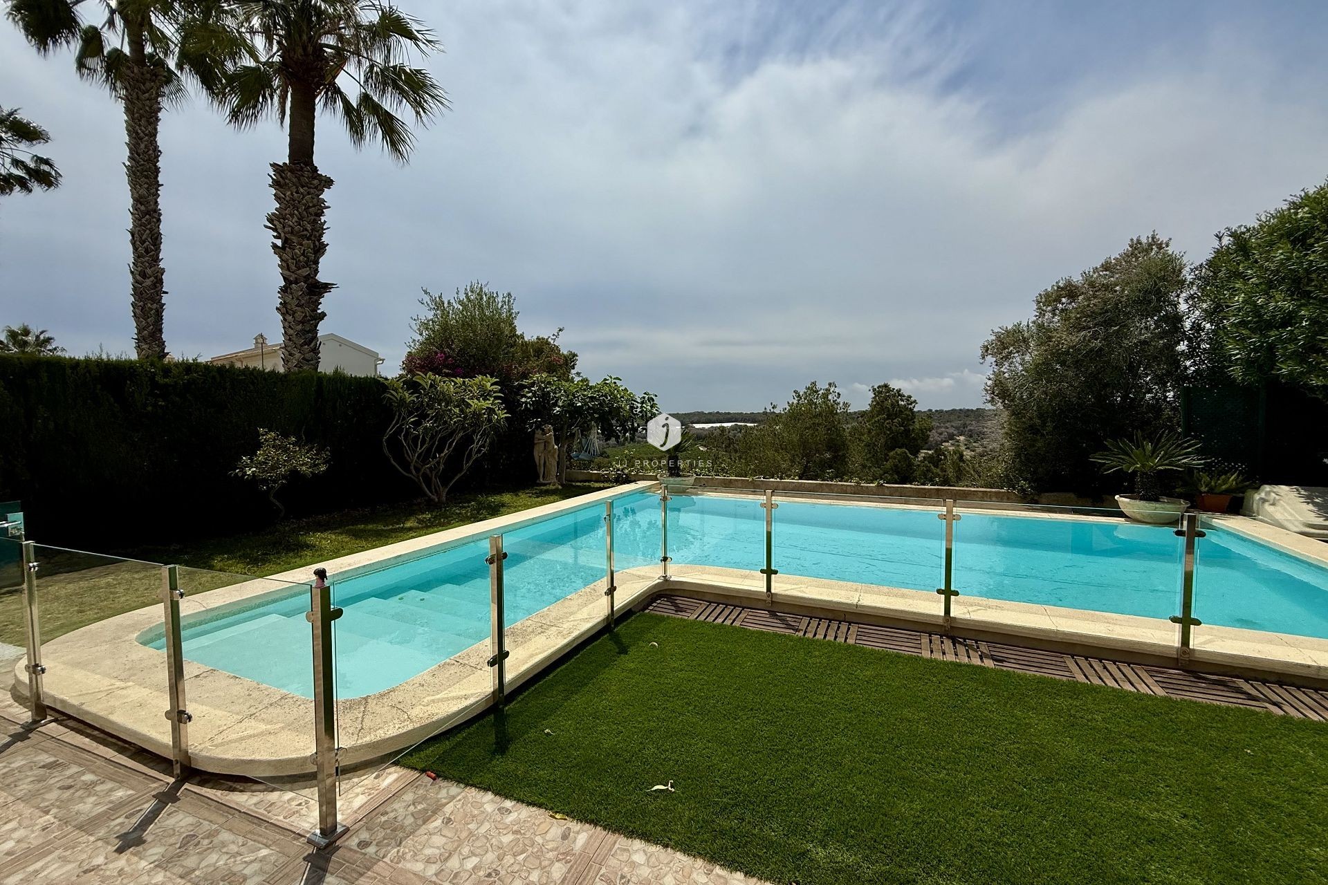 Tweedehands - Villa -
Orihuela Costa - Costa Blanca