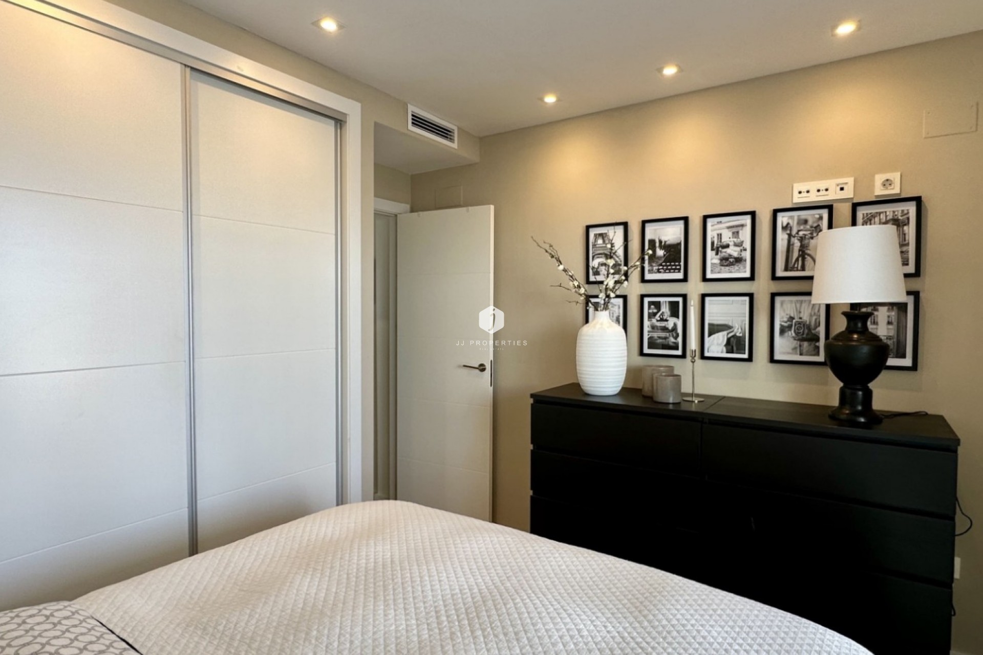 Tweedehands - Villa -
Orihuela Costa - Costa Blanca