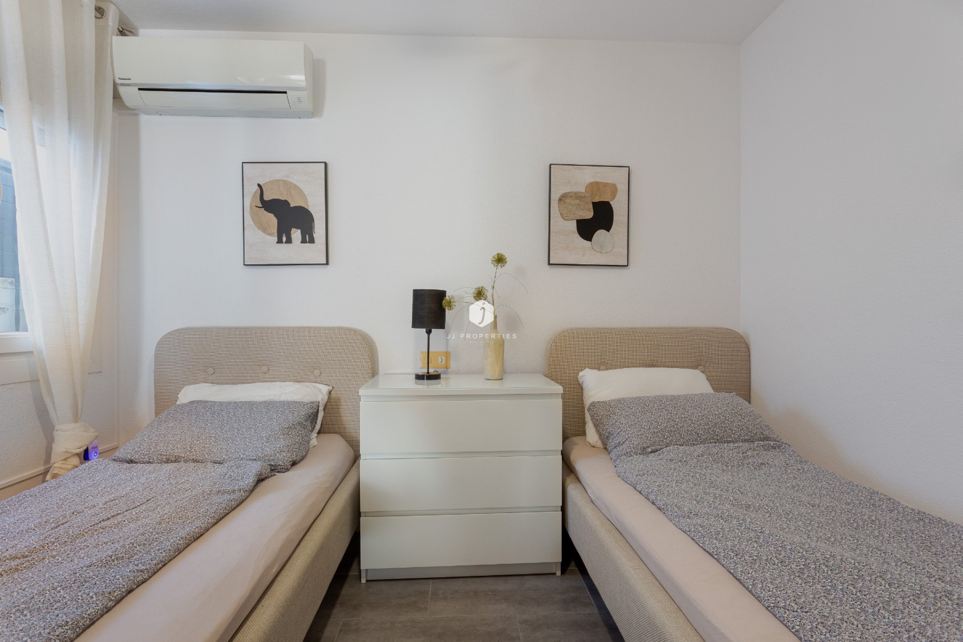 Tweedehands - Villa -
Orihuela Costa - Costa Blanca