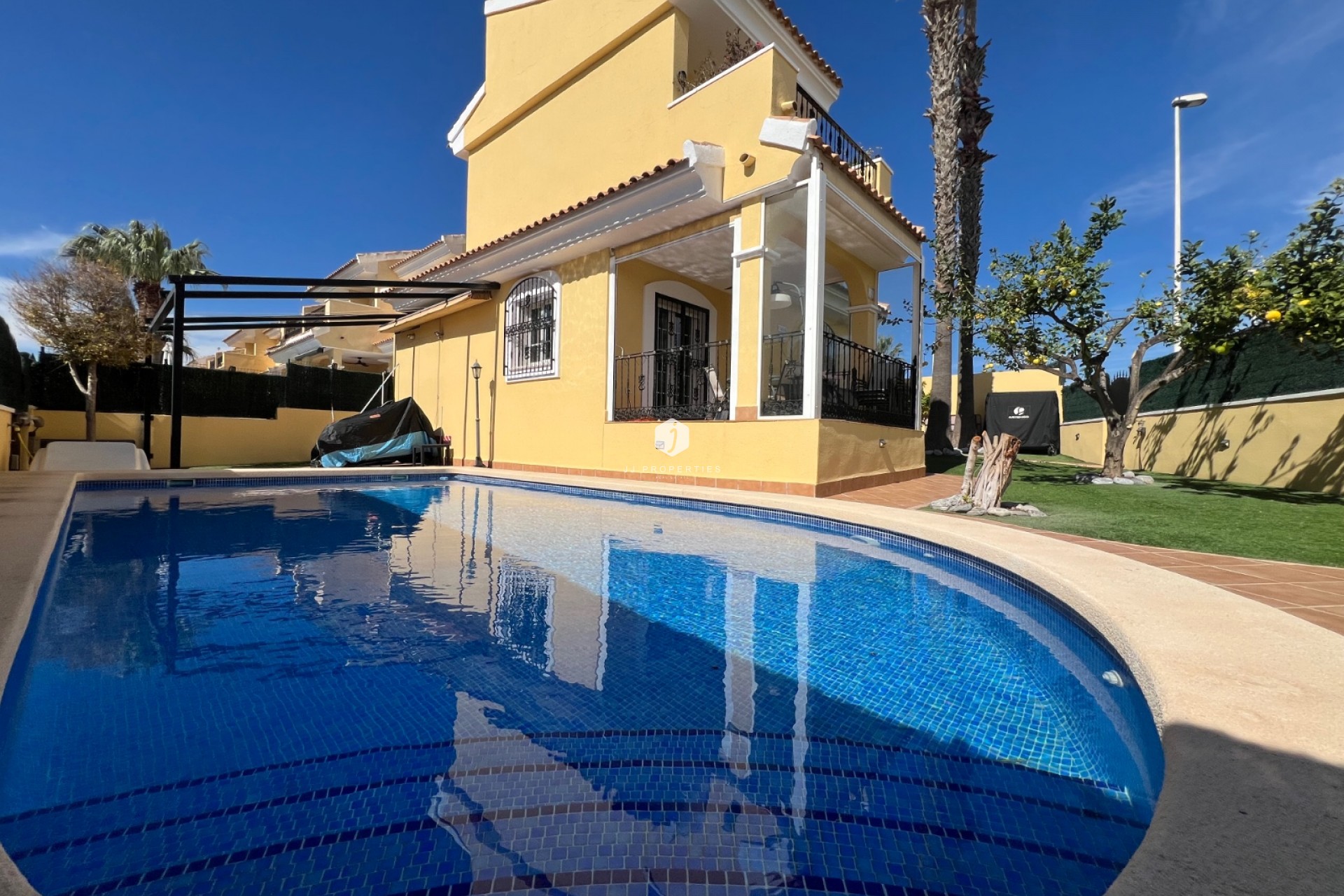 Tweedehands - Villa -
Orihuela Costa - Costa Blanca