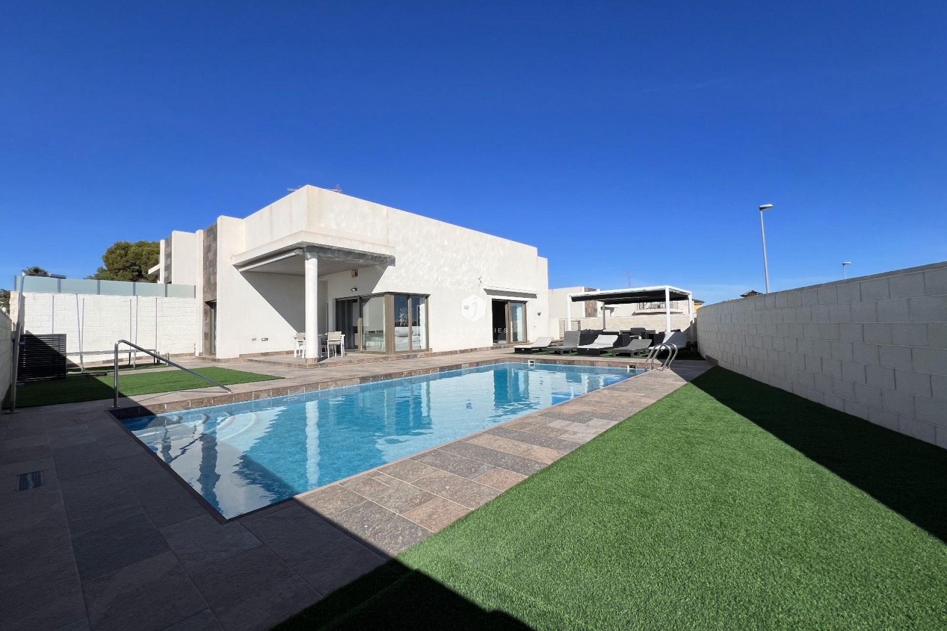 Tweedehands - Villa -
Orihuela Costa - Costa Blanca