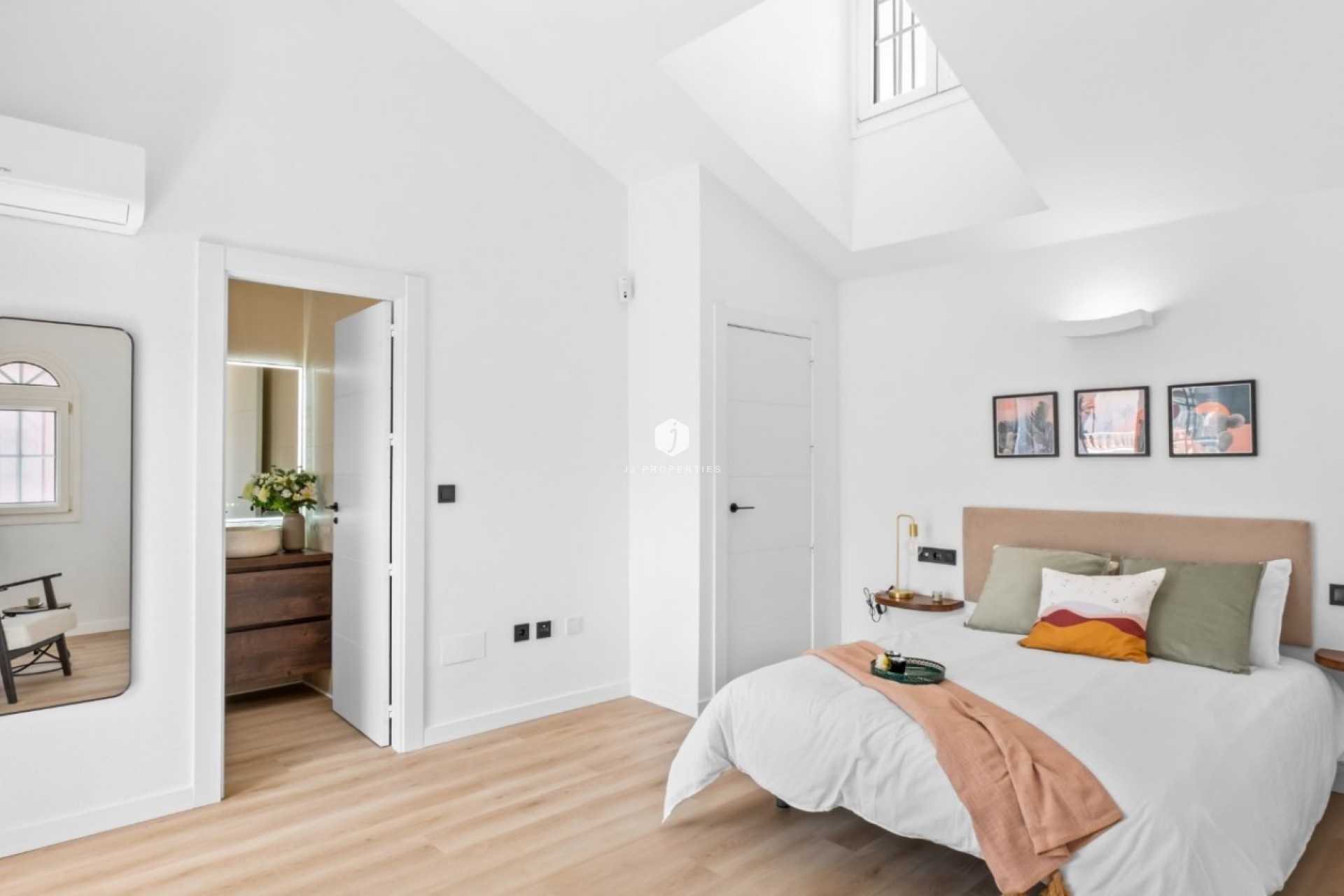 Tweedehands - Villa -
Orihuela Costa - Costa Blanca