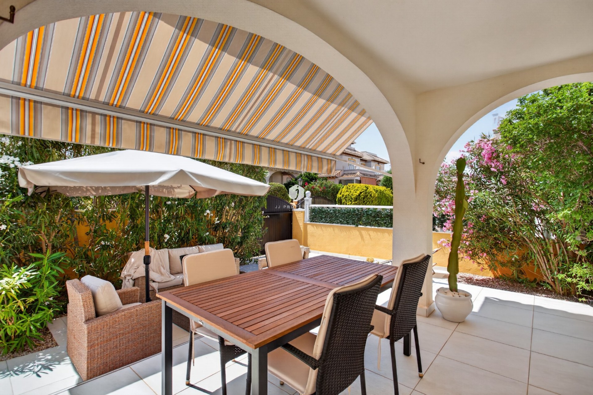 Tweedehands - Villa -
Orihuela Costa - Costa Blanca