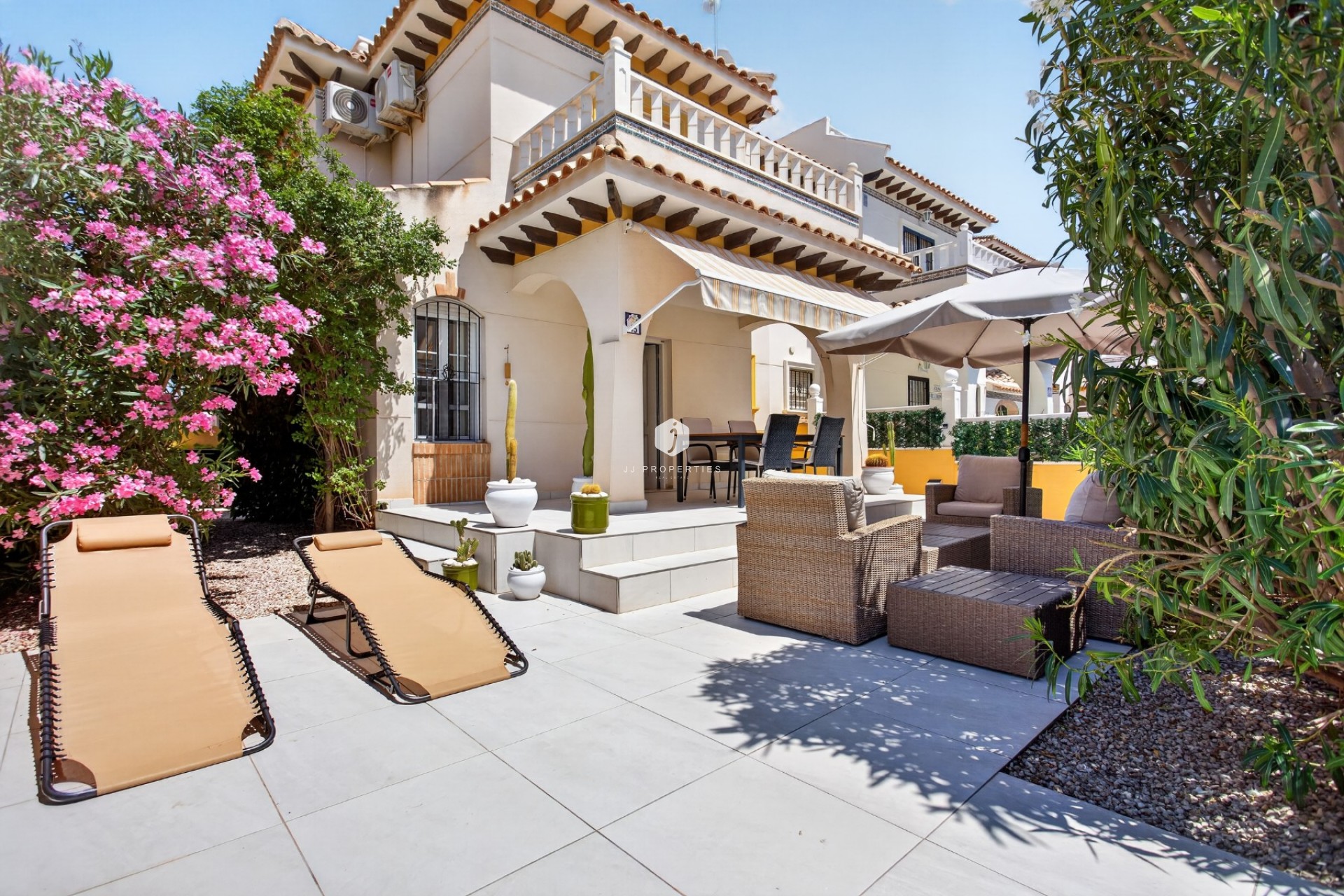 Tweedehands - Villa -
Orihuela Costa - Costa Blanca