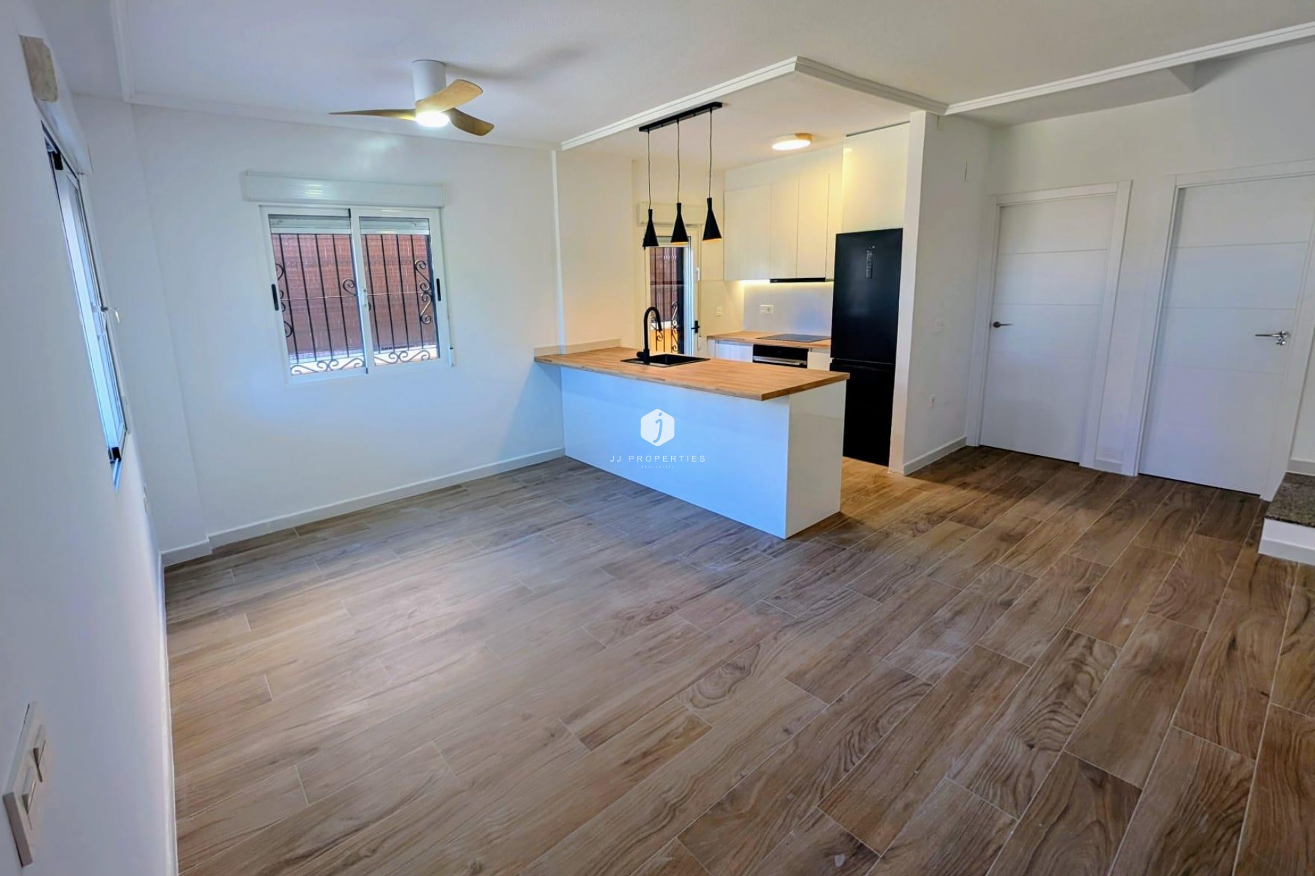 Tweedehands - Villa -
Orihuela Costa - Costa Blanca
