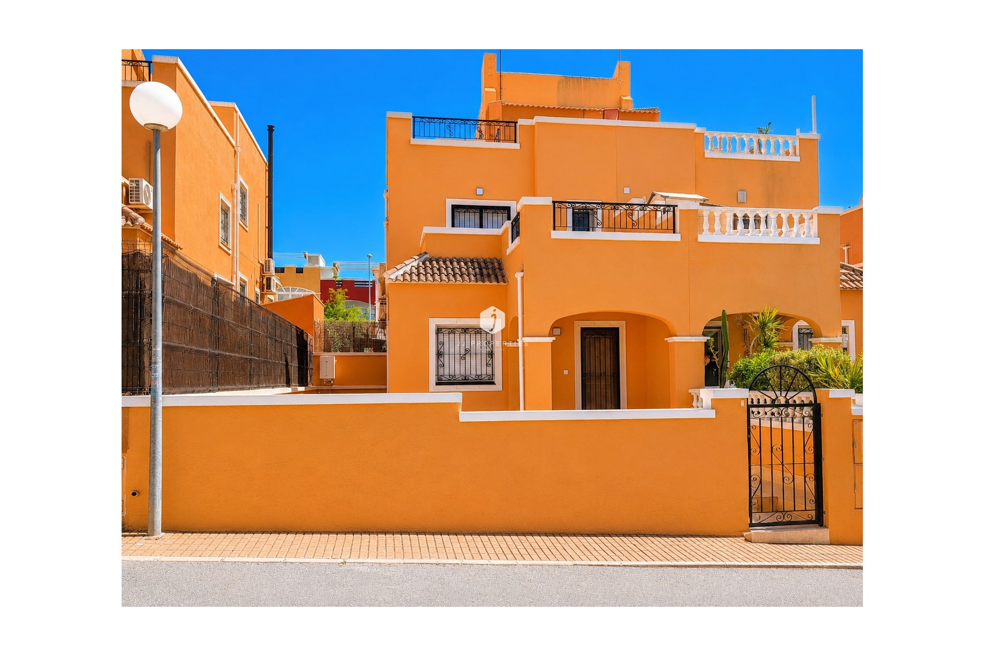 Tweedehands - Villa -
Orihuela Costa - Costa Blanca