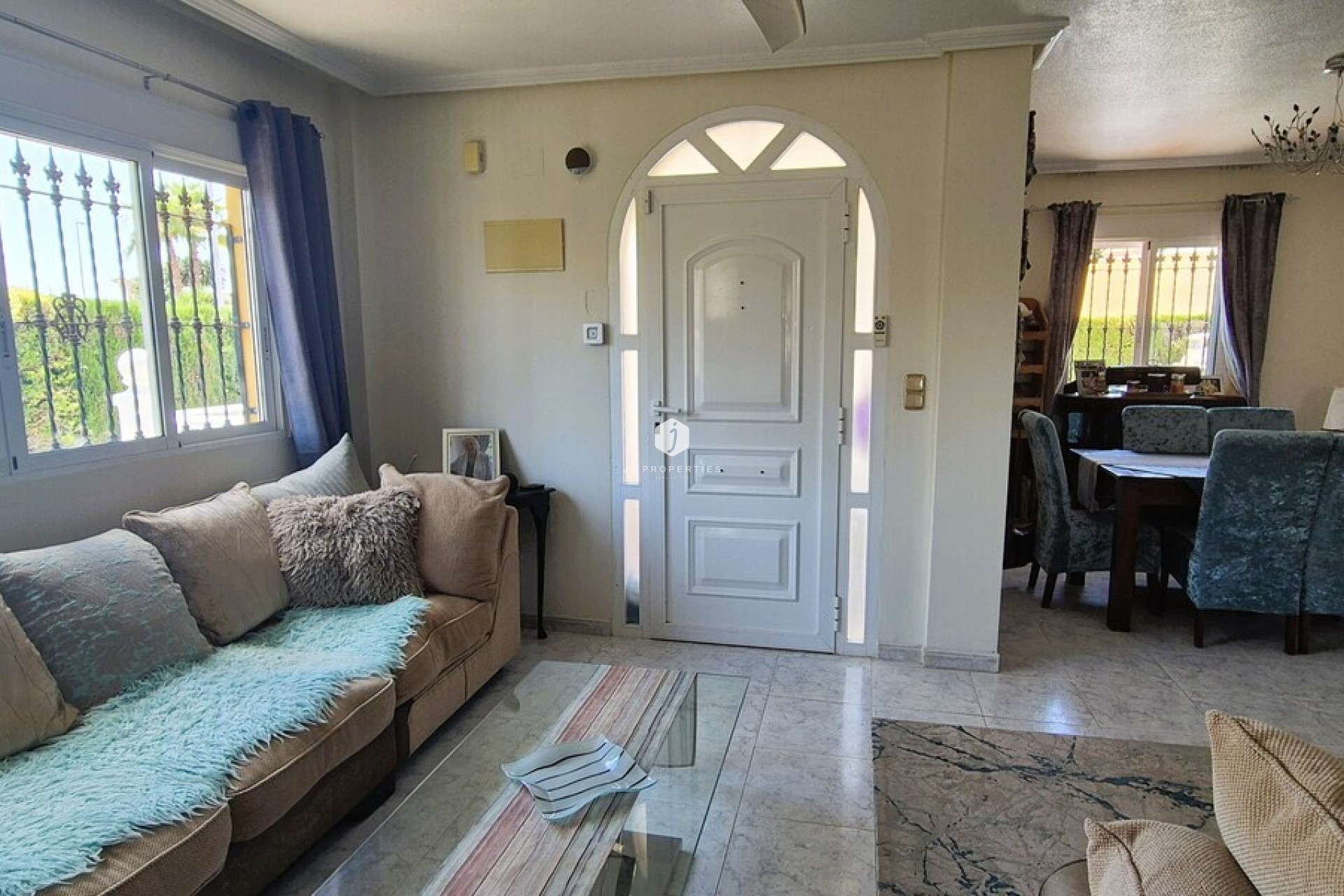 Tweedehands - Villa -
Orihuela Costa - Costa Blanca