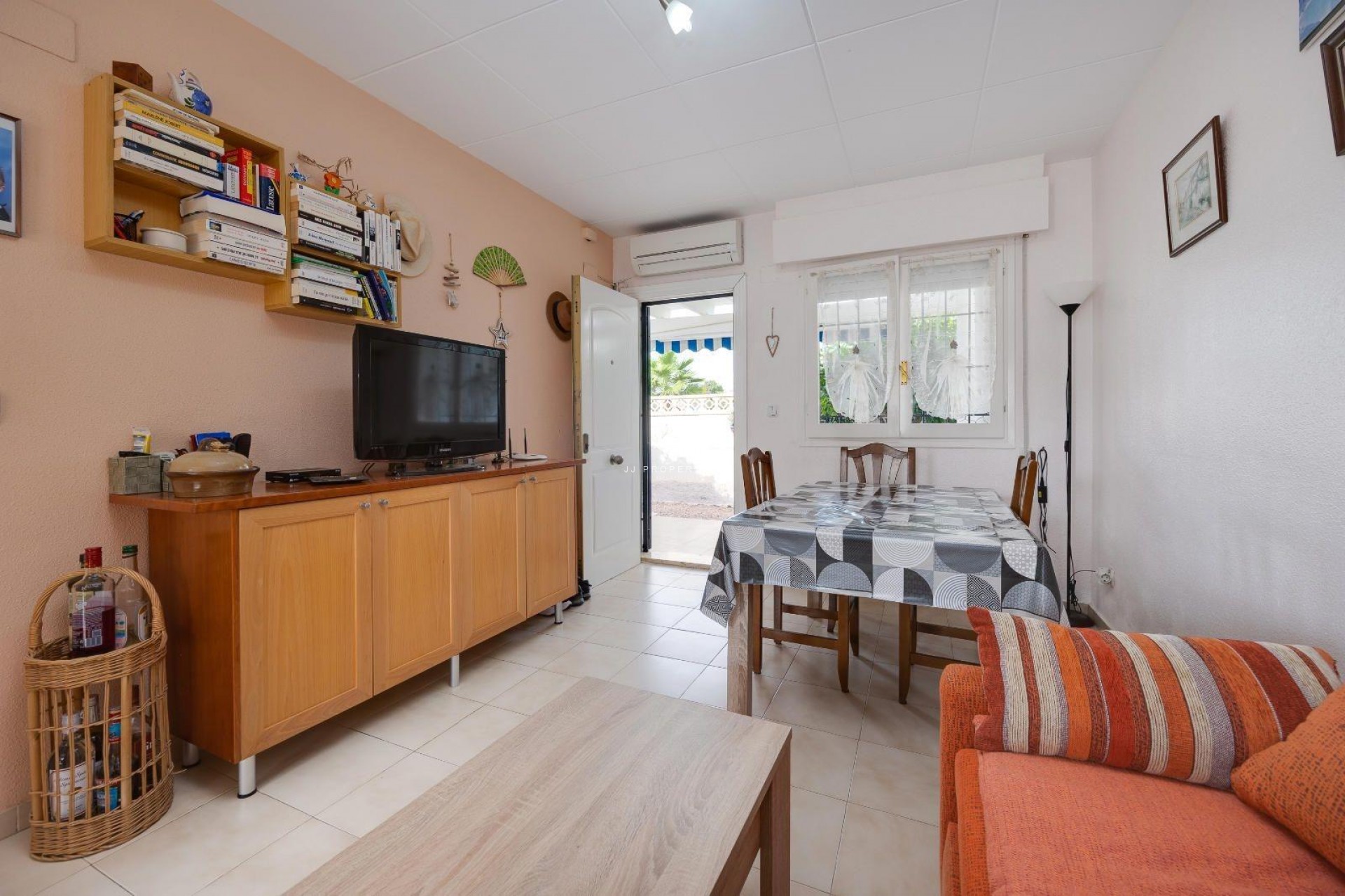 Tweedehands - Villa -
Orihuela Costa - La Florida