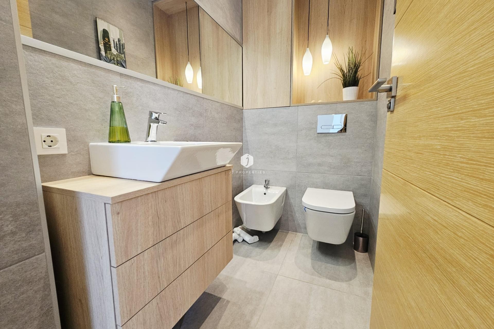 Tweedehands - Villa -
Orihuela Costa - La Regia