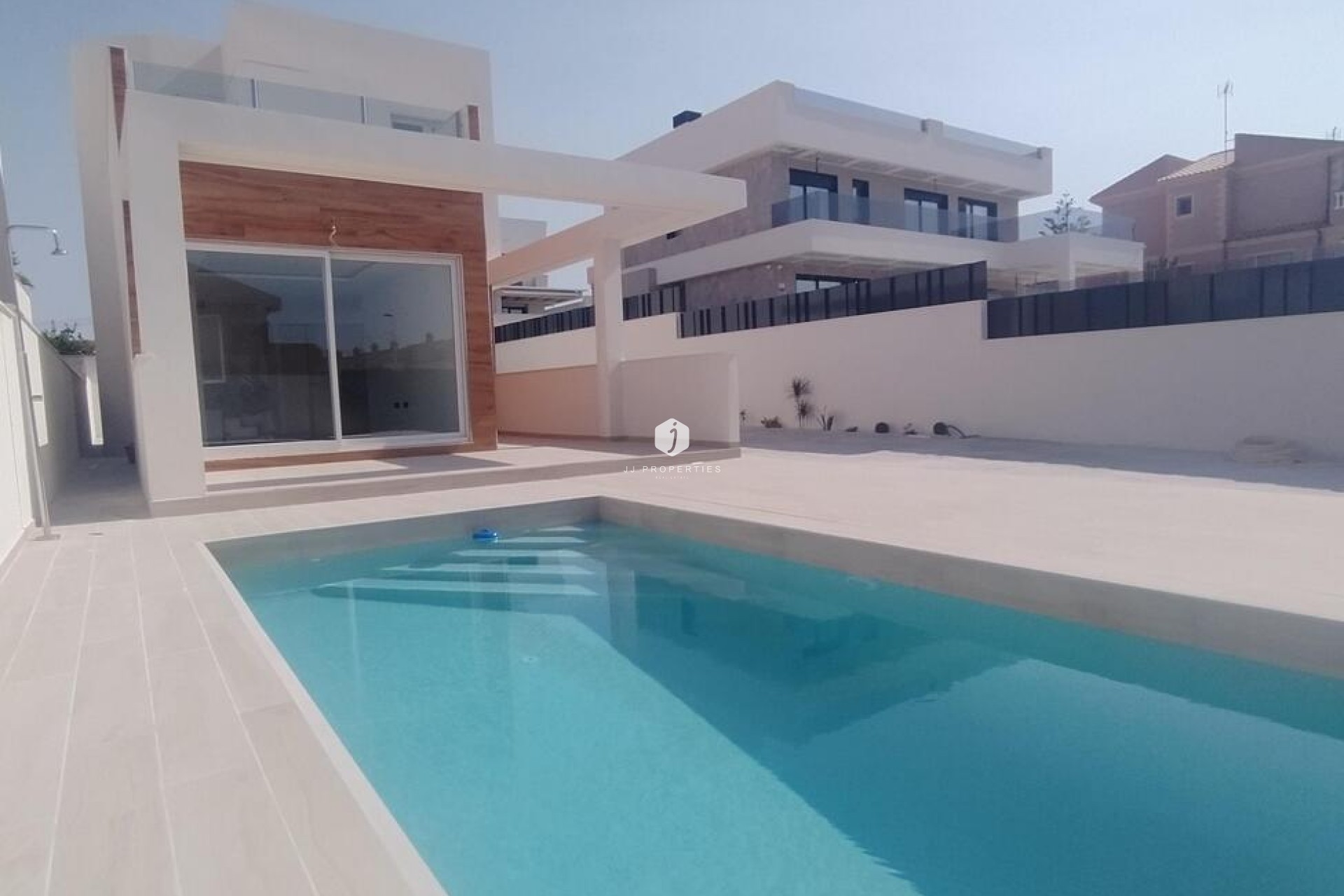 Tweedehands - Villa Penthouse -
Torrevieja - aguas nuevas