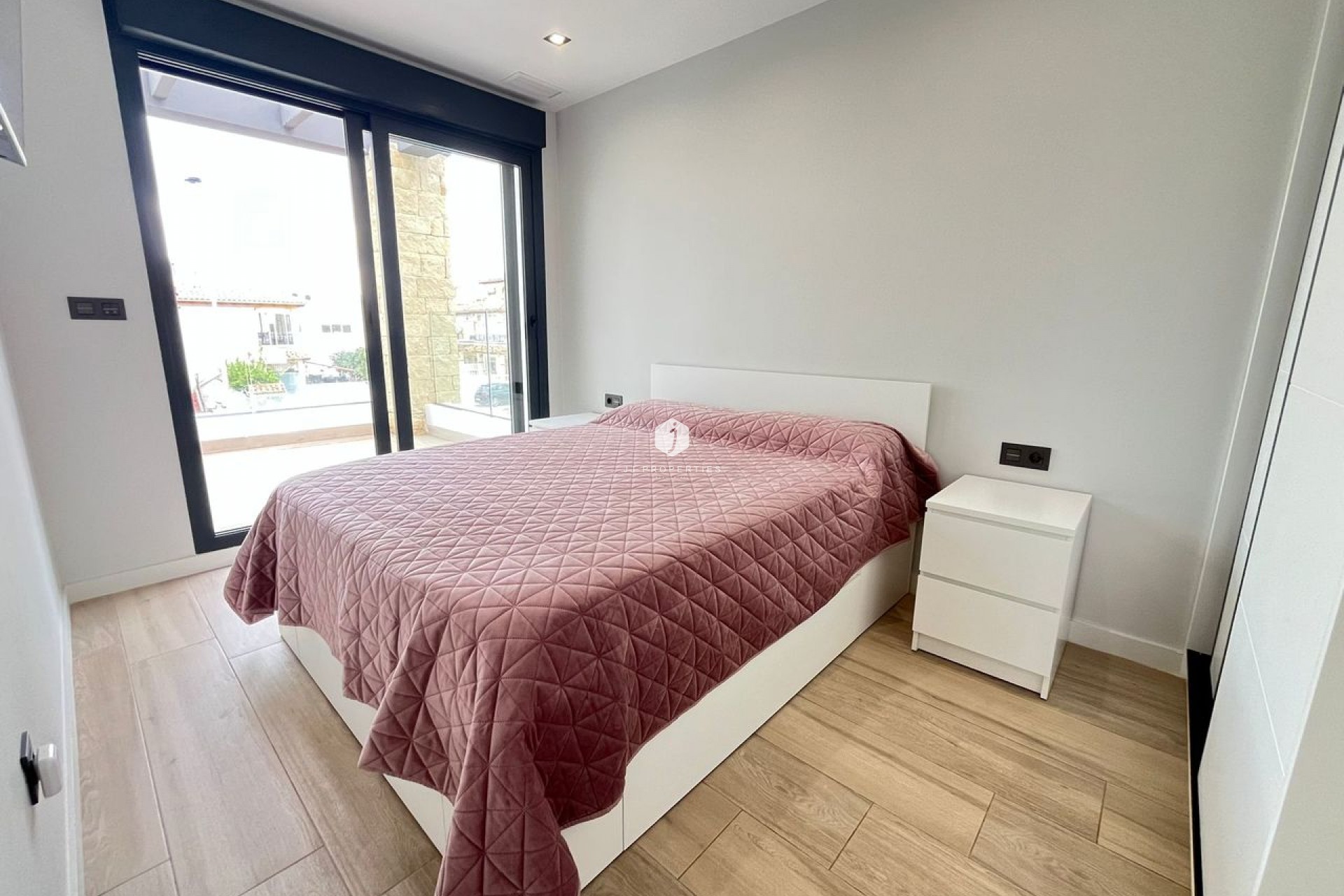 Tweedehands - Villa -
Playa Flamenca - Costa Blanca