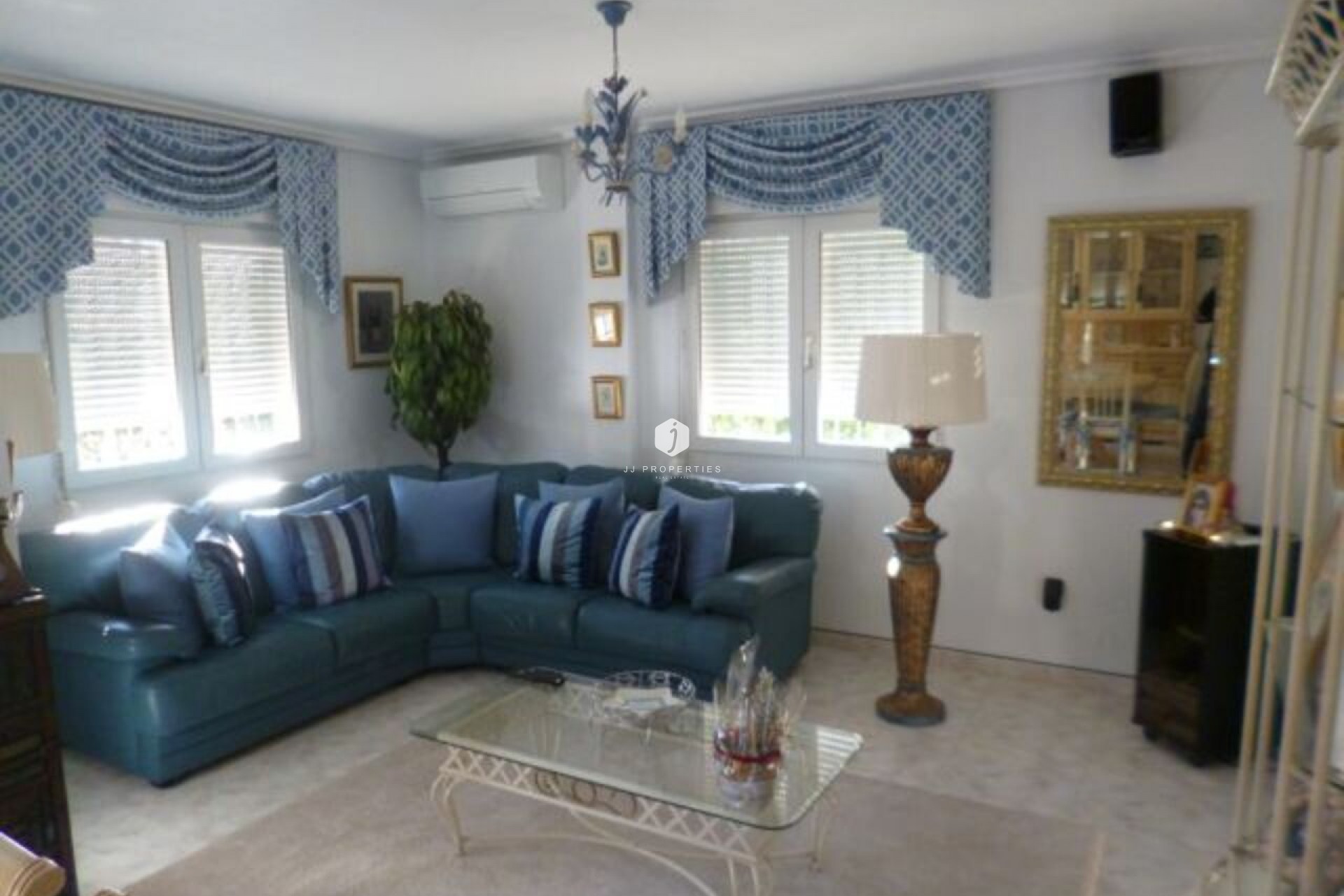 Tweedehands - Villa -
Playa Flamenca - Costa Blanca