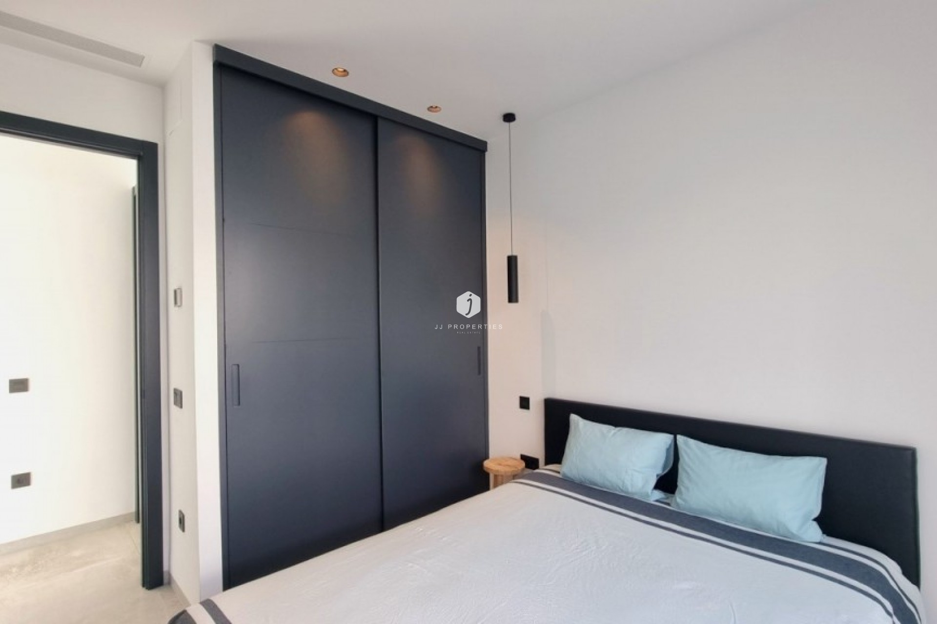 Tweedehands - Villa -
Rojales - Inland