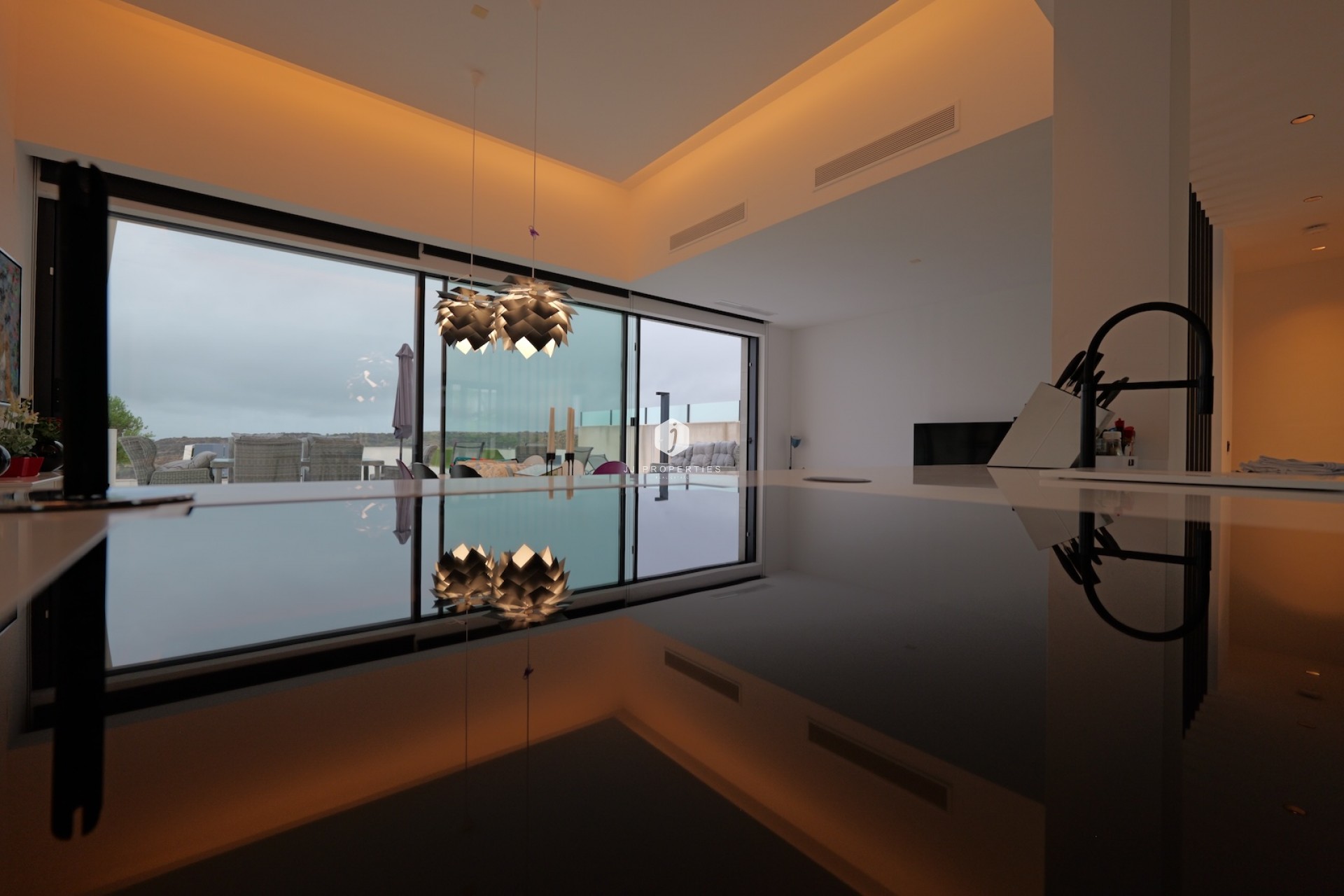 Tweedehands - Villa -
Rojales - Inland