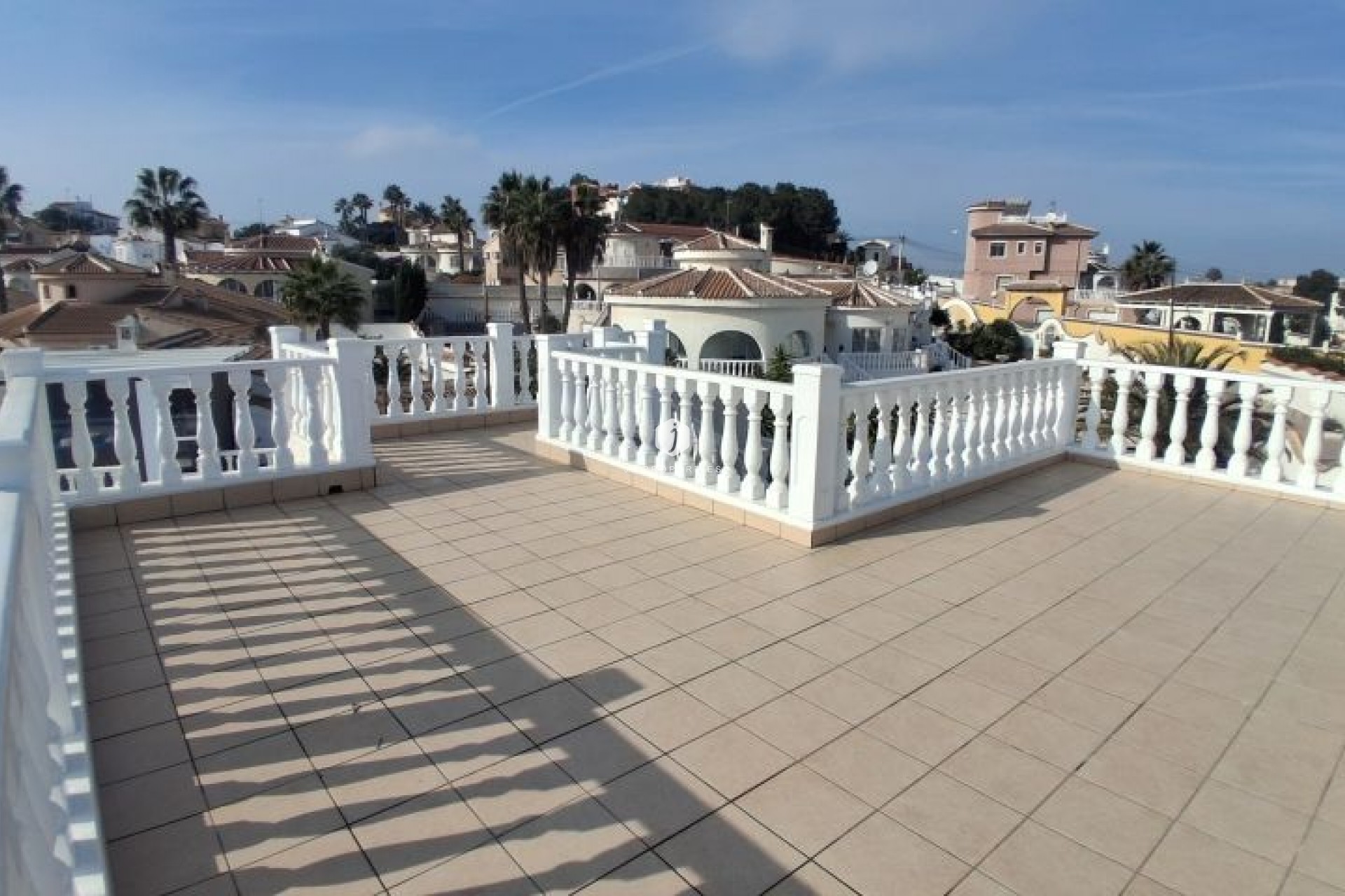 Tweedehands - Villa -
Rojales - Inland