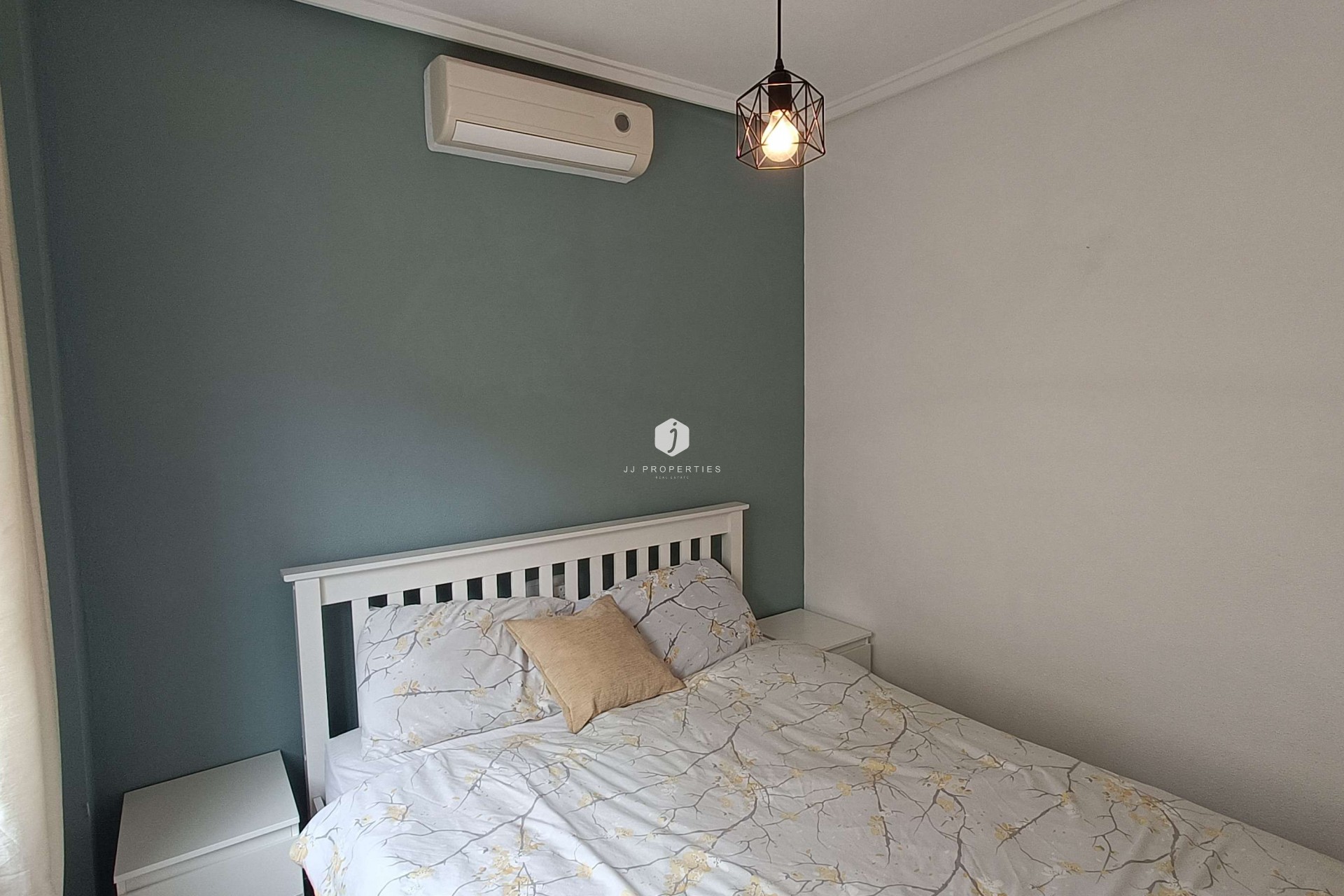 Tweedehands - Villa -
Rojales - Inland