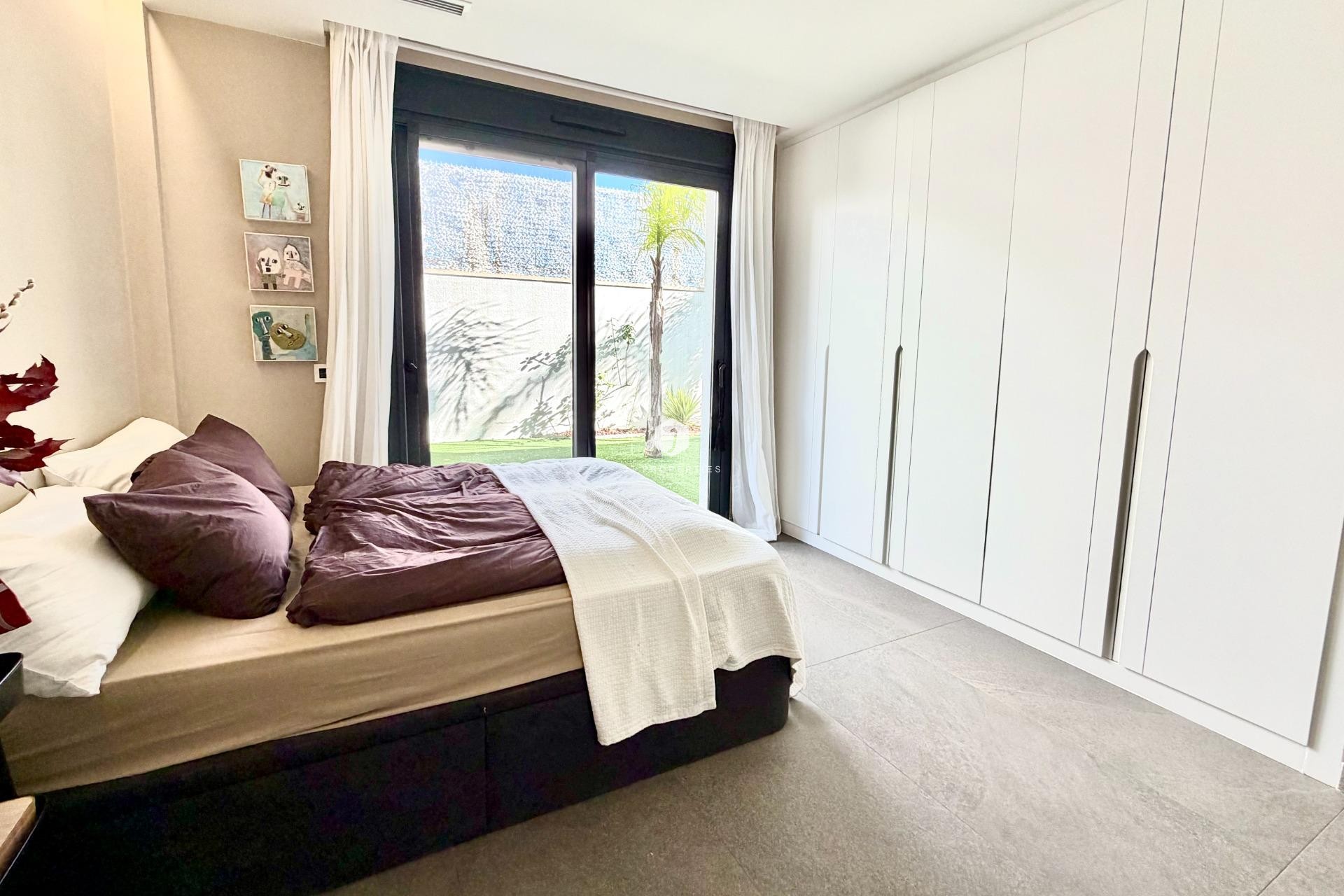 Tweedehands - Villa -
San Miguel de Salinas - Bellavista