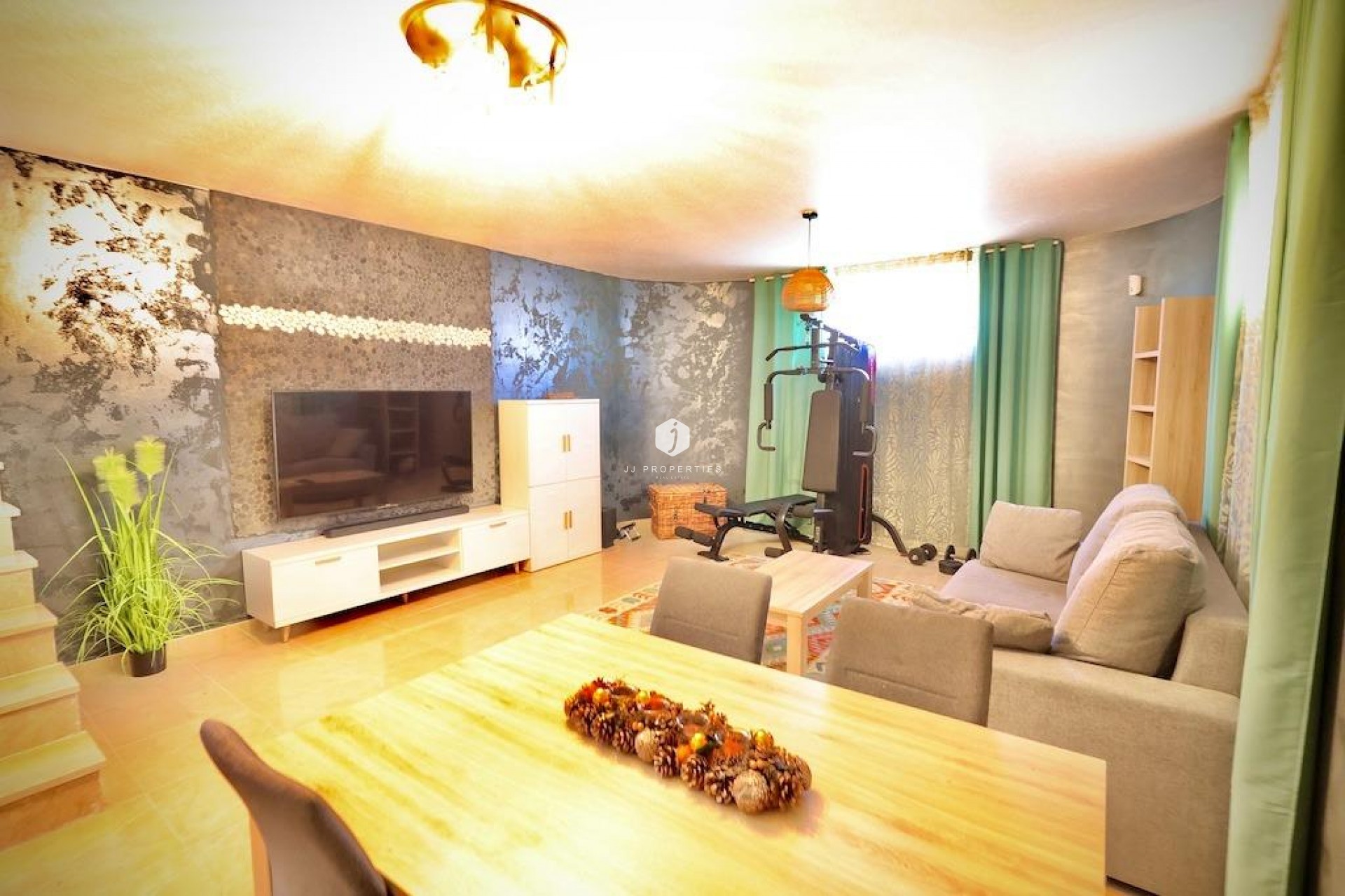 Tweedehands - Villa -
San Miguel de Salinas - Inland