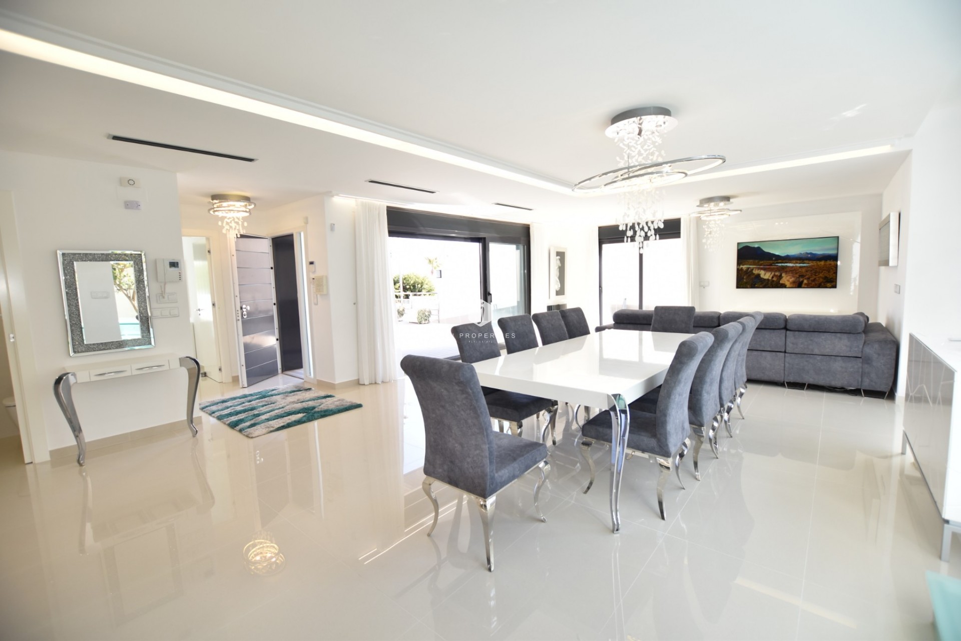 Tweedehands - Villa -
San Miguel de Salinas - Inland