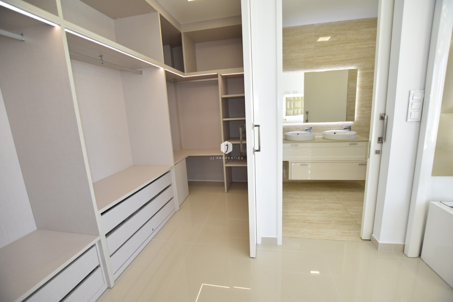 Tweedehands - Villa -
San Miguel de Salinas - Inland