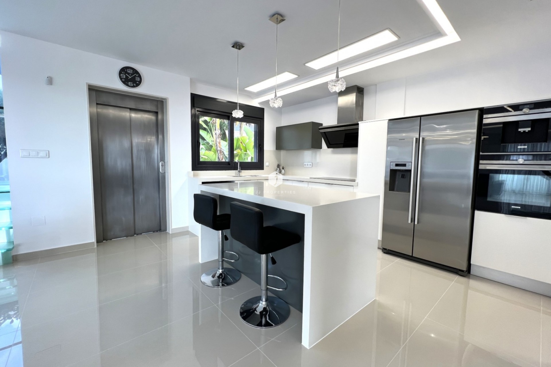 Tweedehands - Villa -
San Miguel de Salinas - Inland