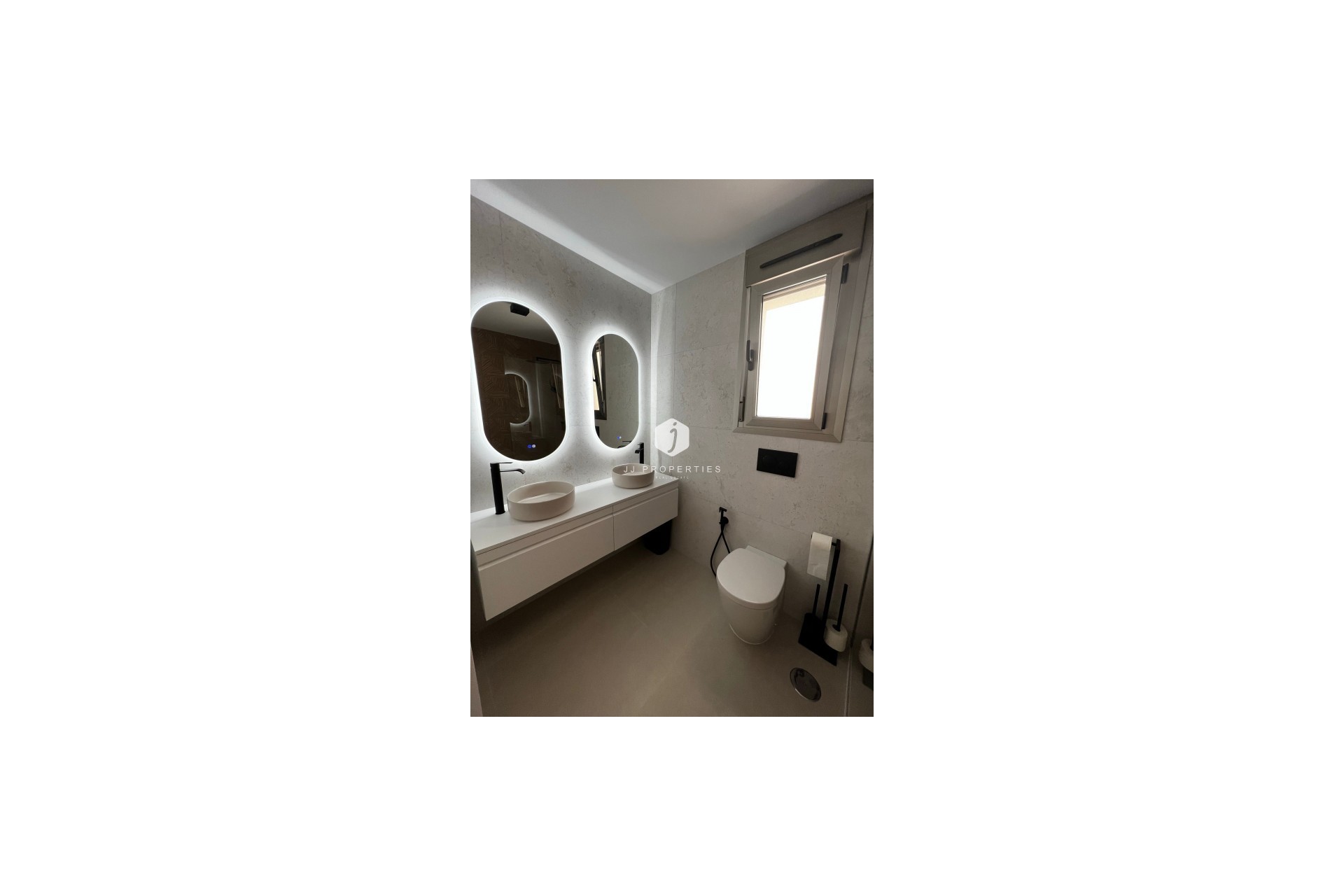 Tweedehands - Villa -
San Miguel de Salinas - Inland