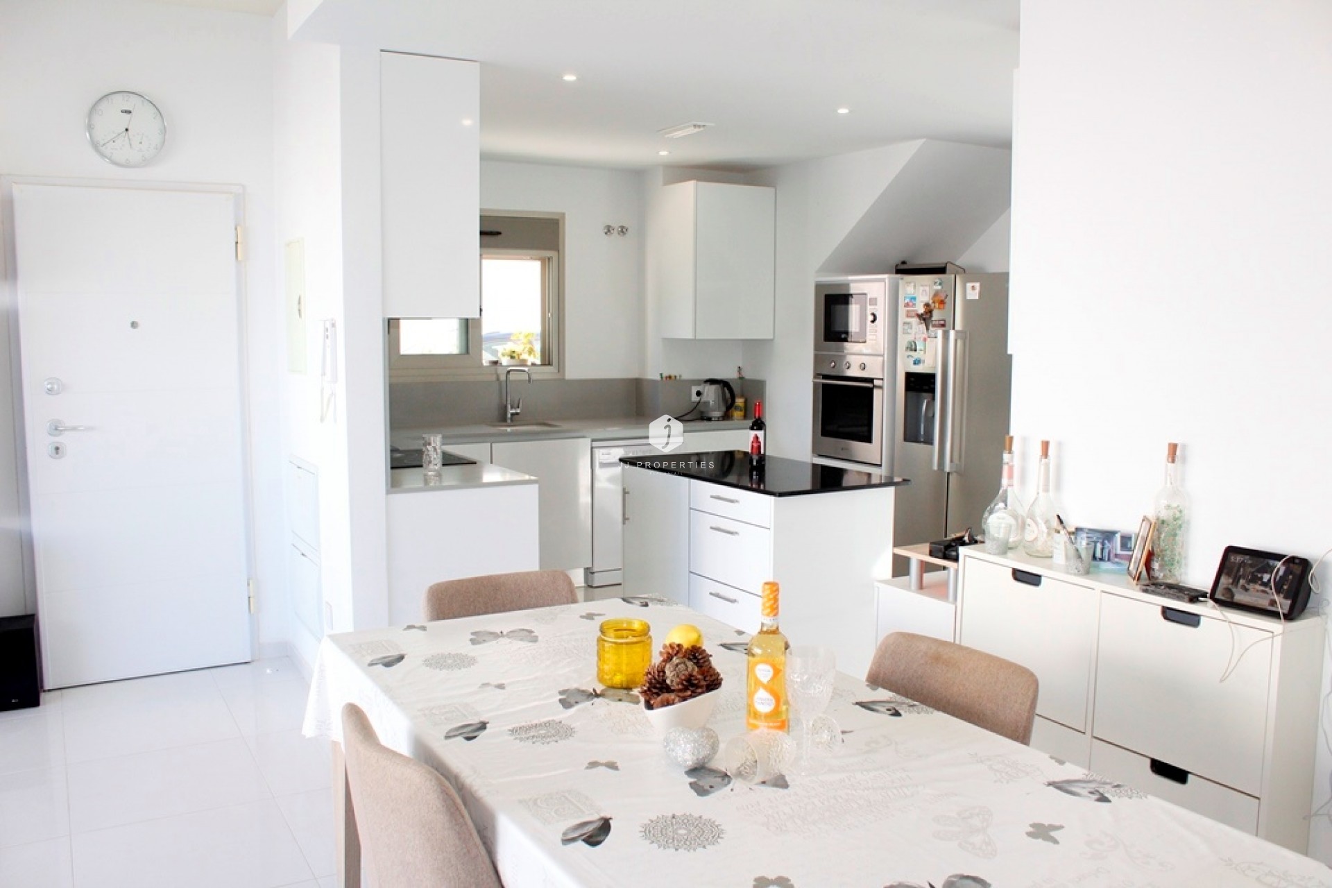 Tweedehands - Villa -
San Miguel de Salinas - Inland