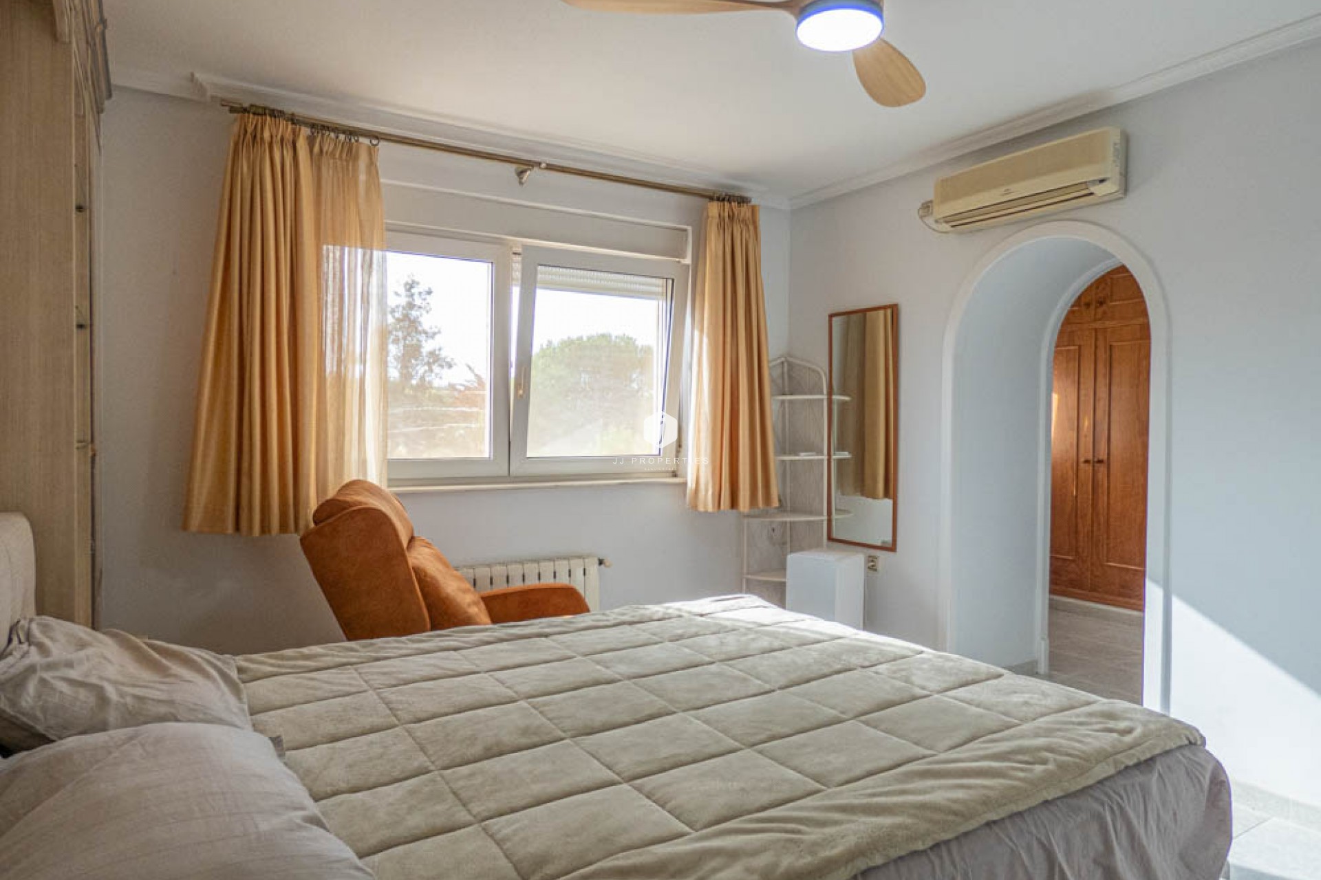 Tweedehands - Villa -
San Miguel de Salinas - Inland