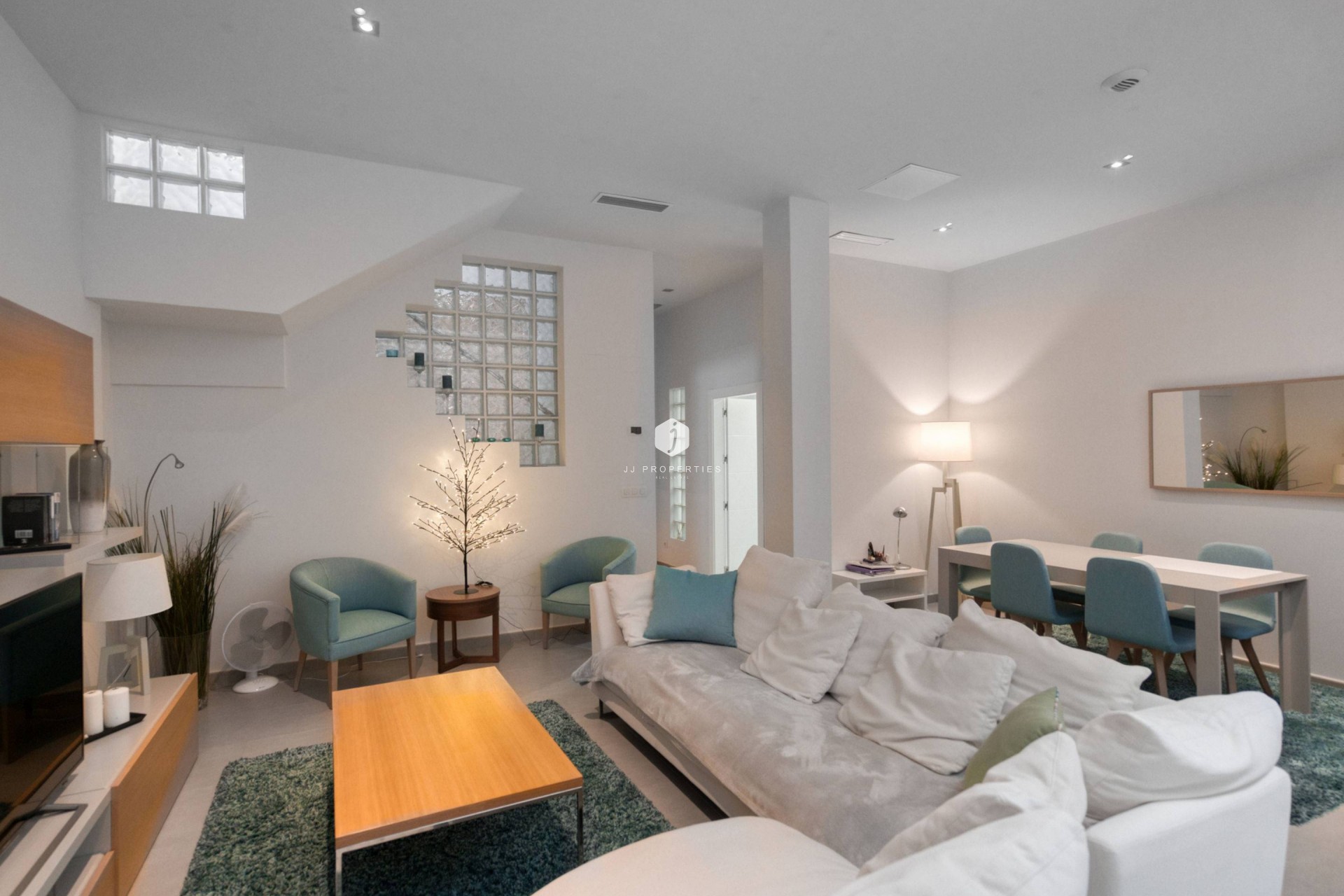 Tweedehands - Villa -
Torrevieja - Aguas Nuevas 2