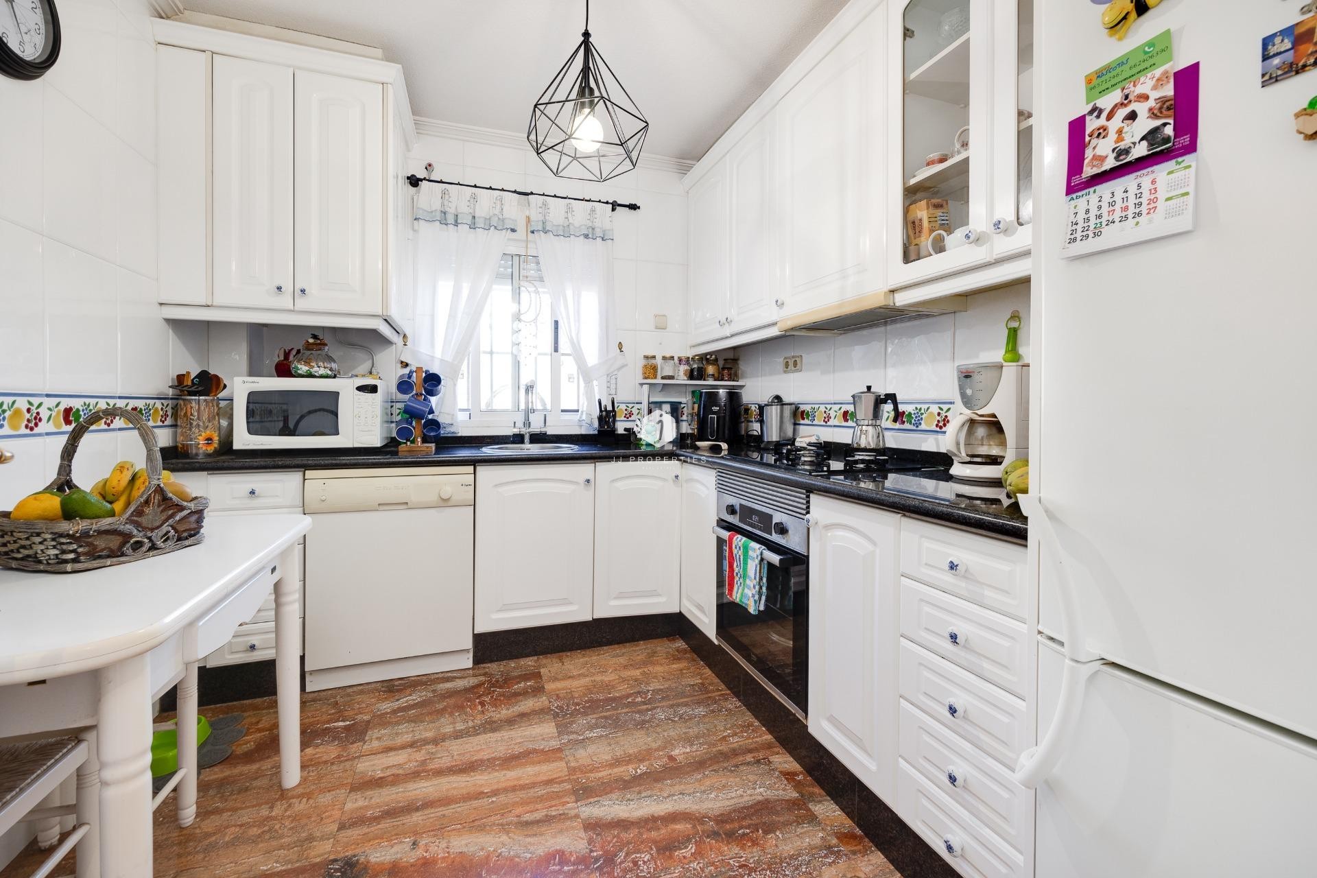 Tweedehands - Villa -
Torrevieja - aguas nuevas