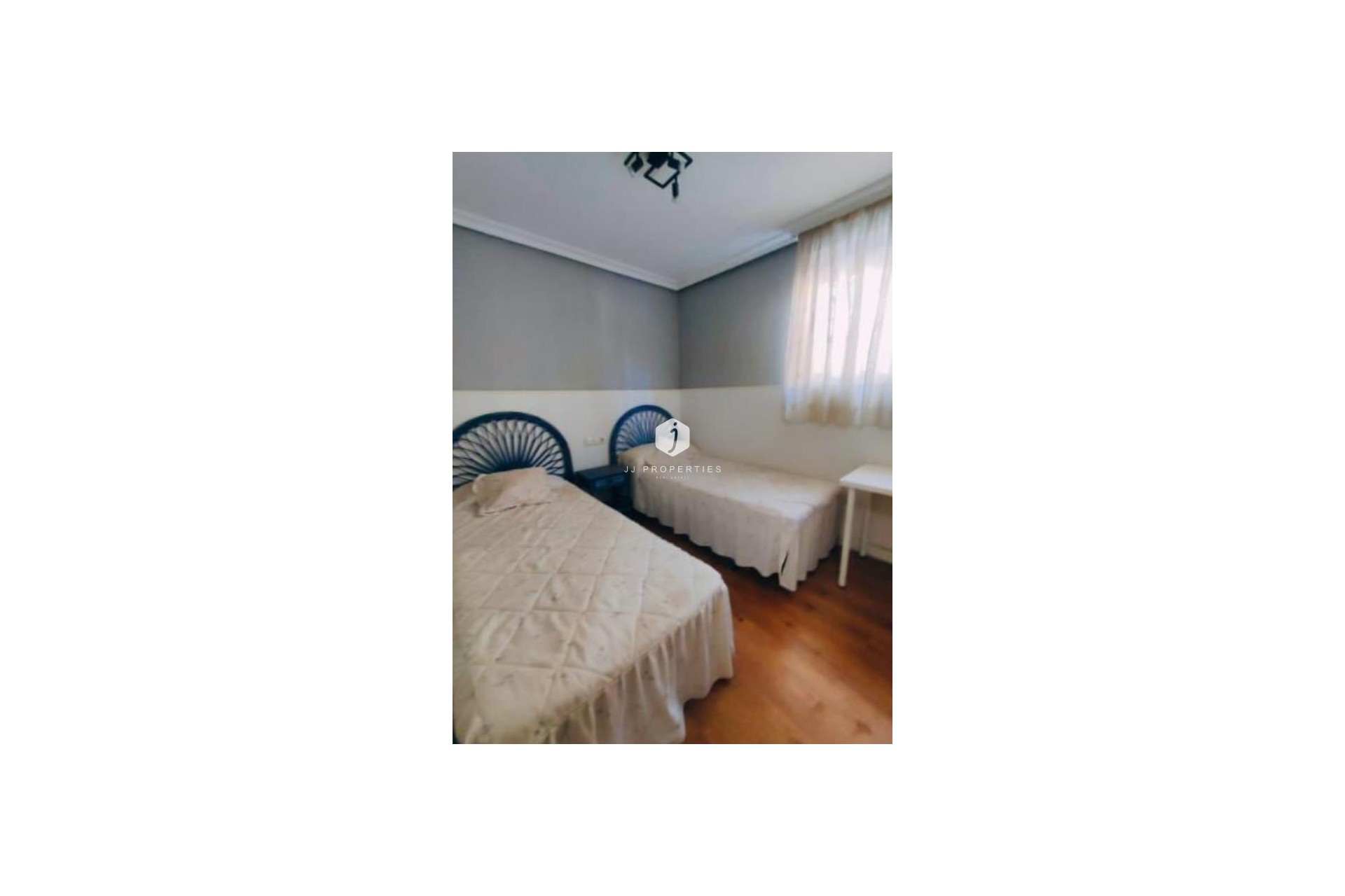 Tweedehands - Villa -
Torrevieja - aguas nuevas