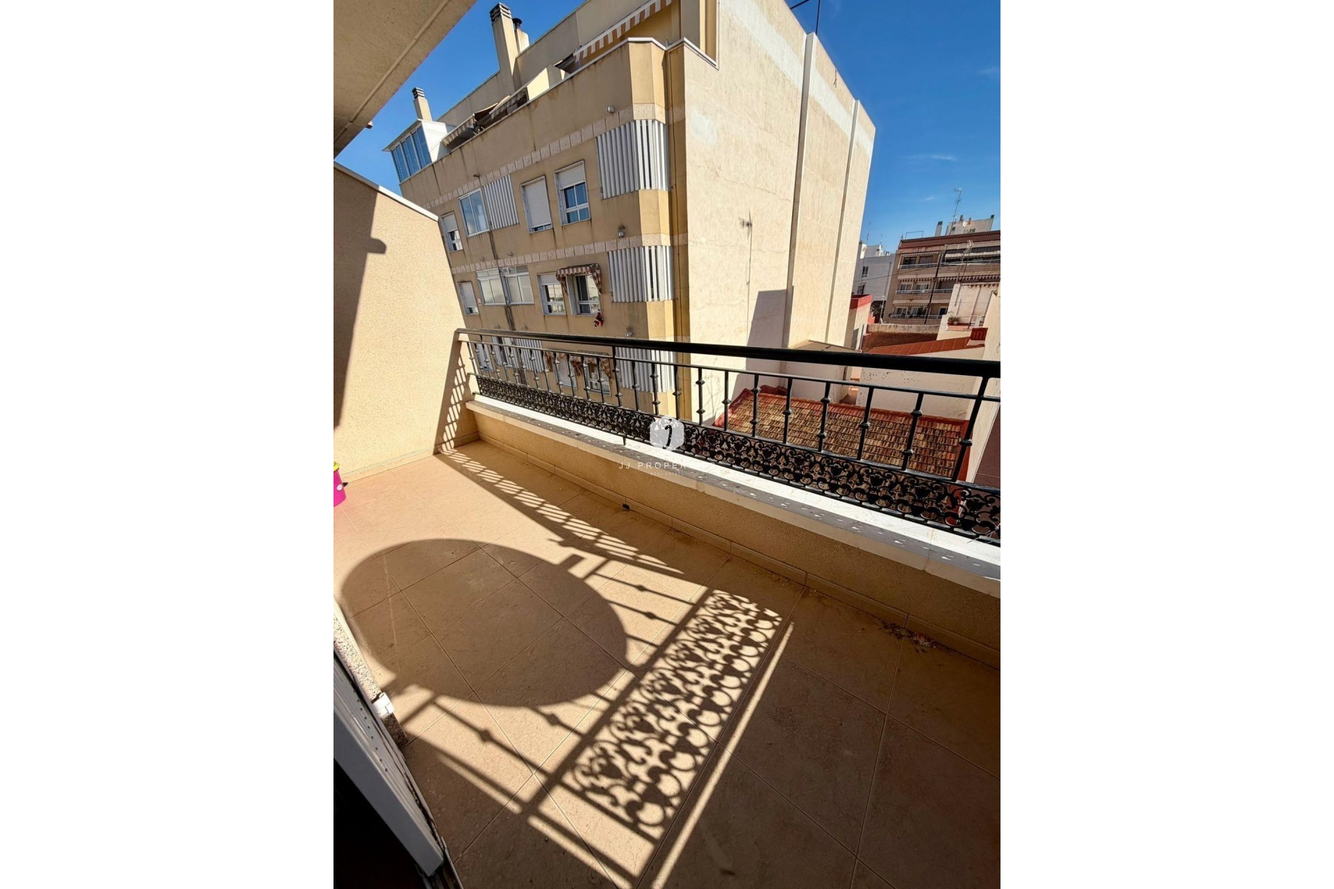 Tweedehands - Villa -
Torrevieja - Centro