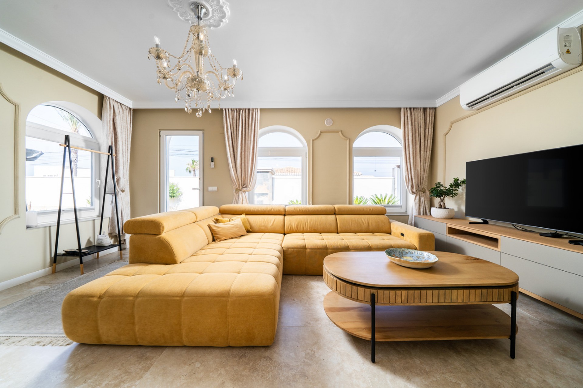 Tweedehands - Villa -
Torrevieja - Costa Blanca