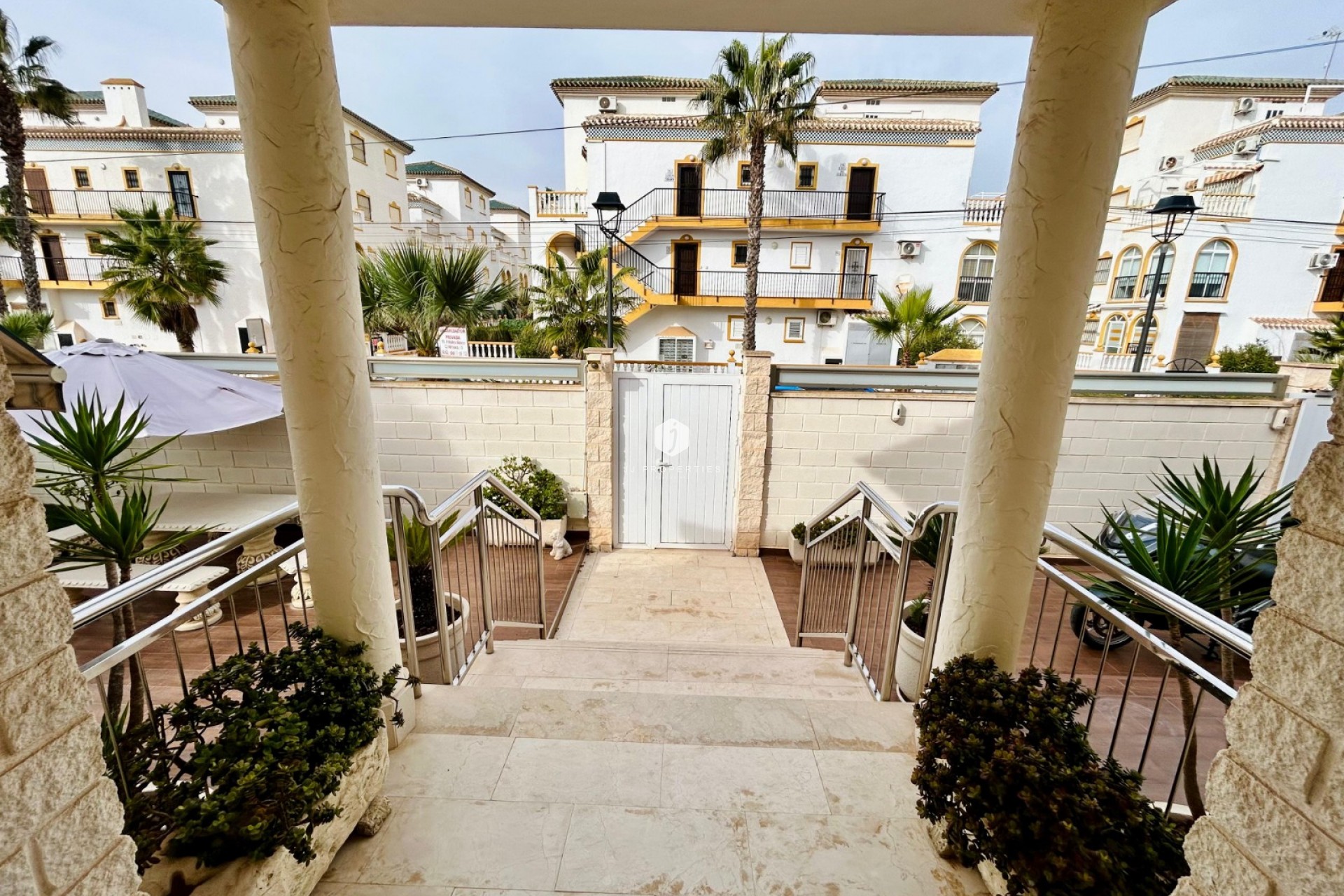 Tweedehands - Villa -
Torrevieja - Costa Blanca