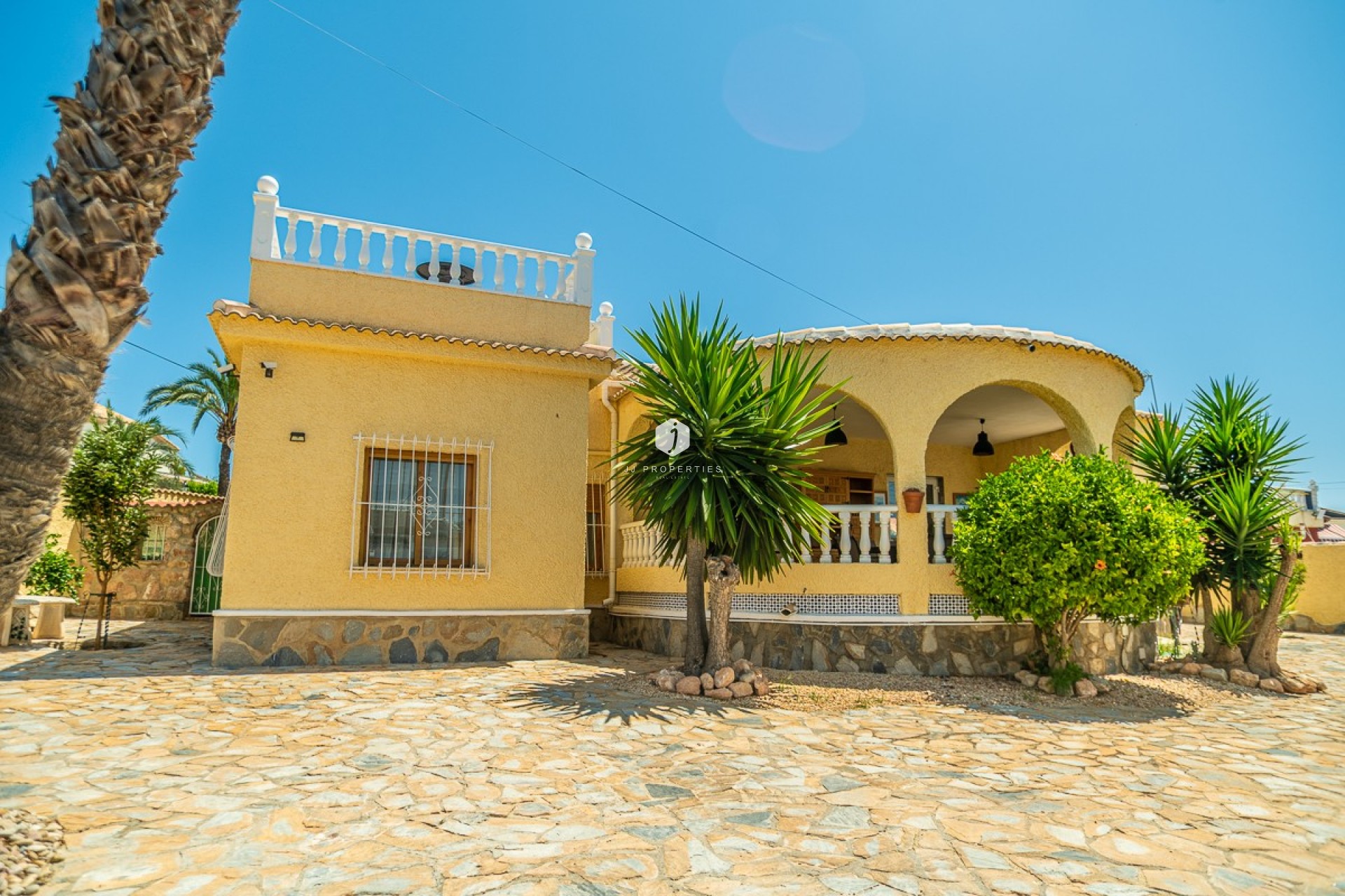 Tweedehands - Villa -
Torrevieja - Costa Blanca