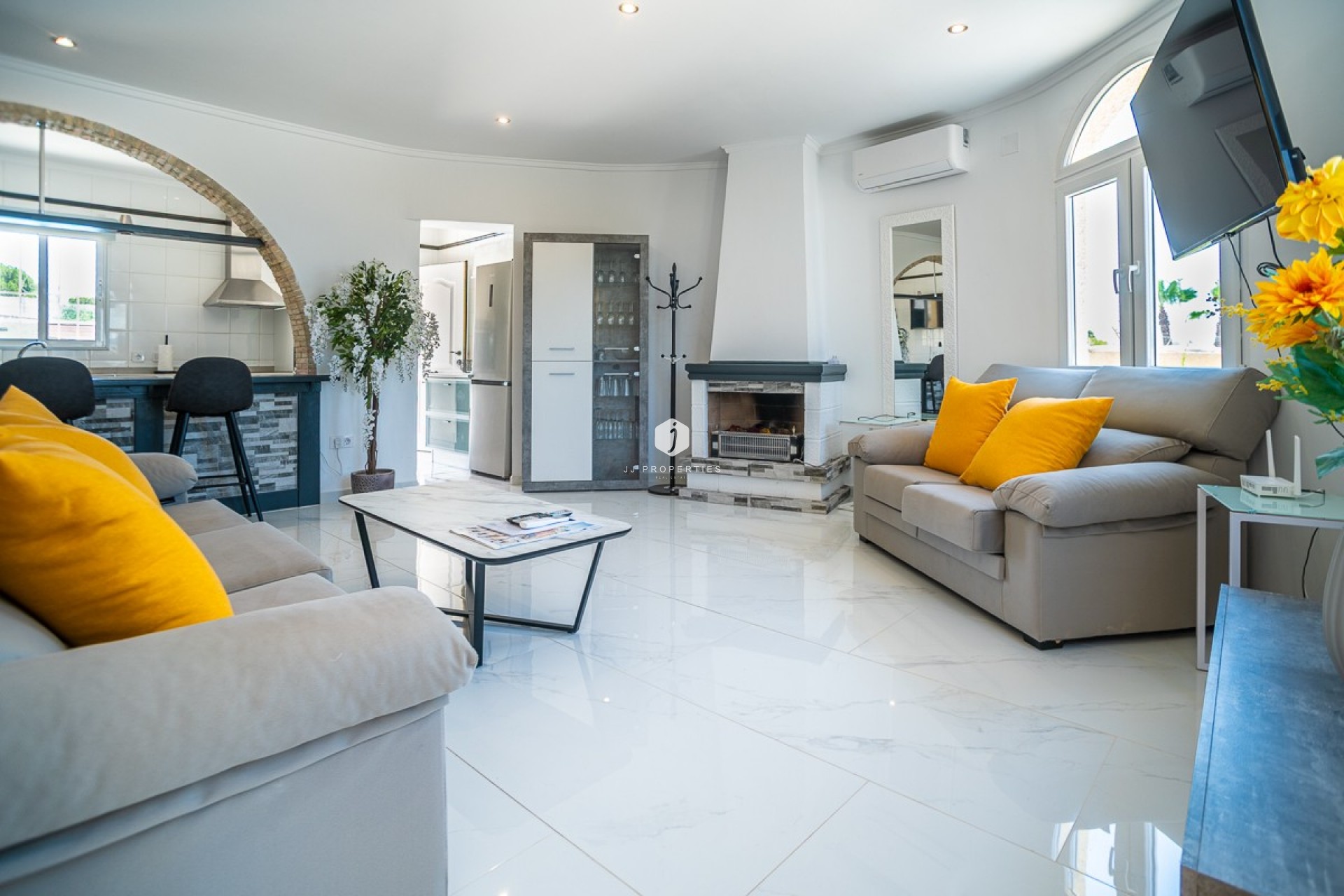 Tweedehands - Villa -
Torrevieja - Costa Blanca