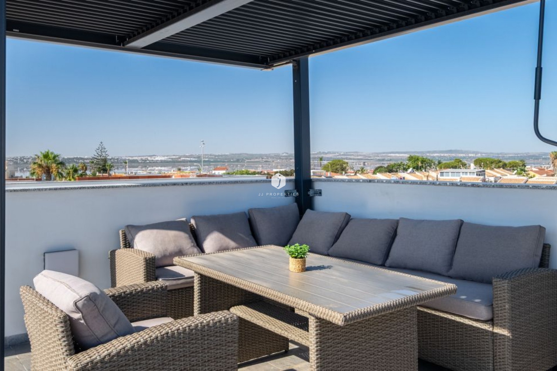 Tweedehands - Villa -
Torrevieja - Costa Blanca