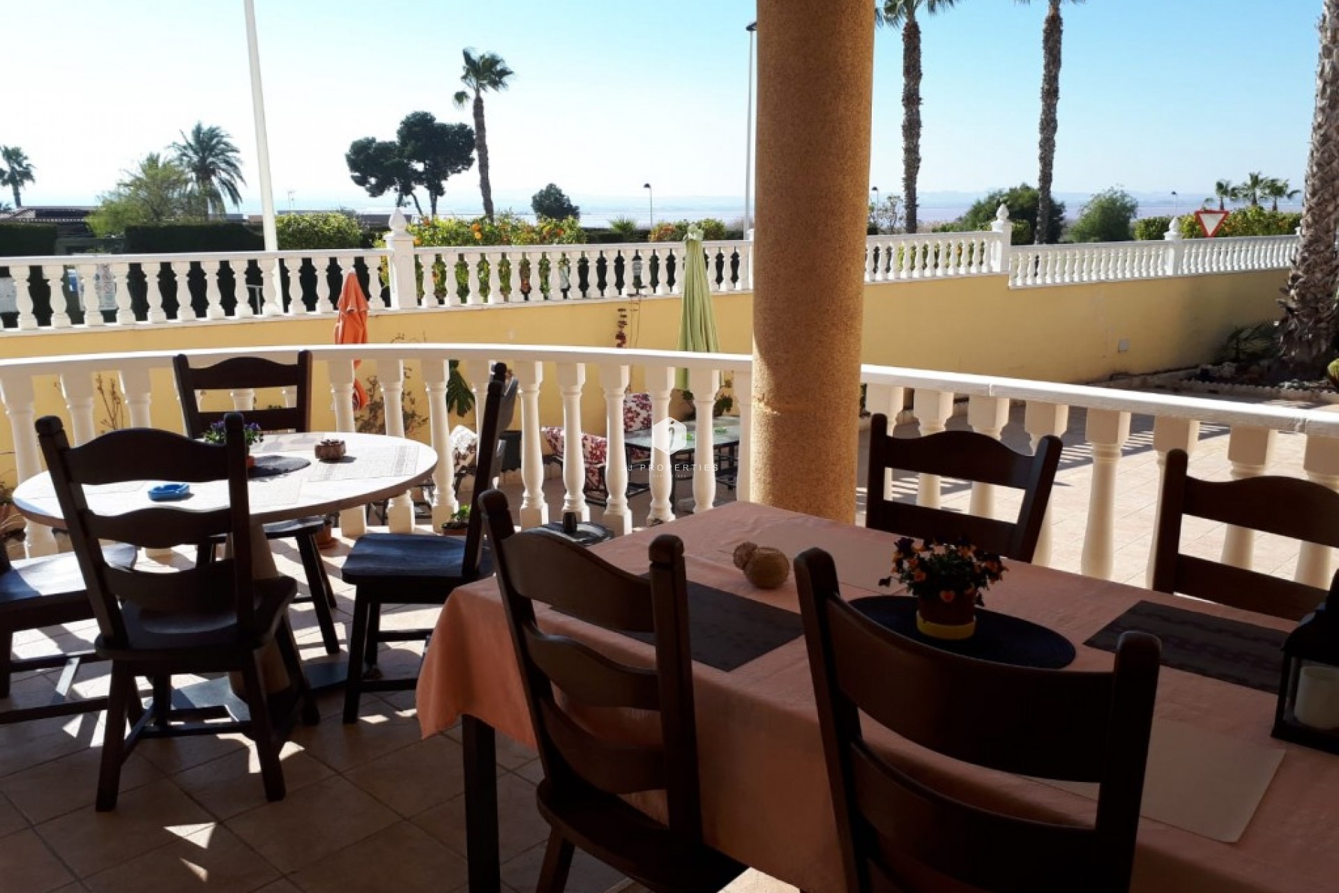 Tweedehands - Villa -
Torrevieja - Costa Blanca